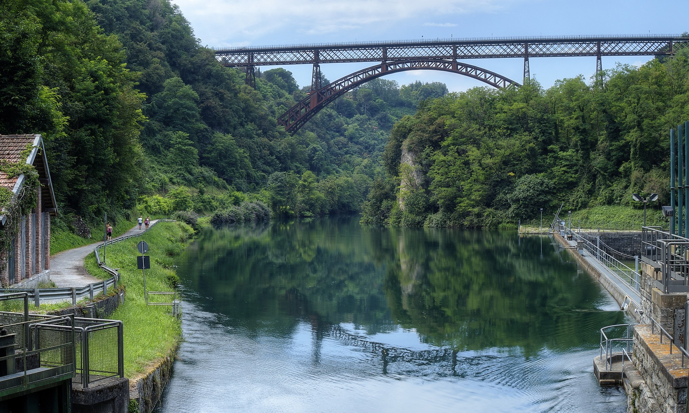 Adda Park with Bridge