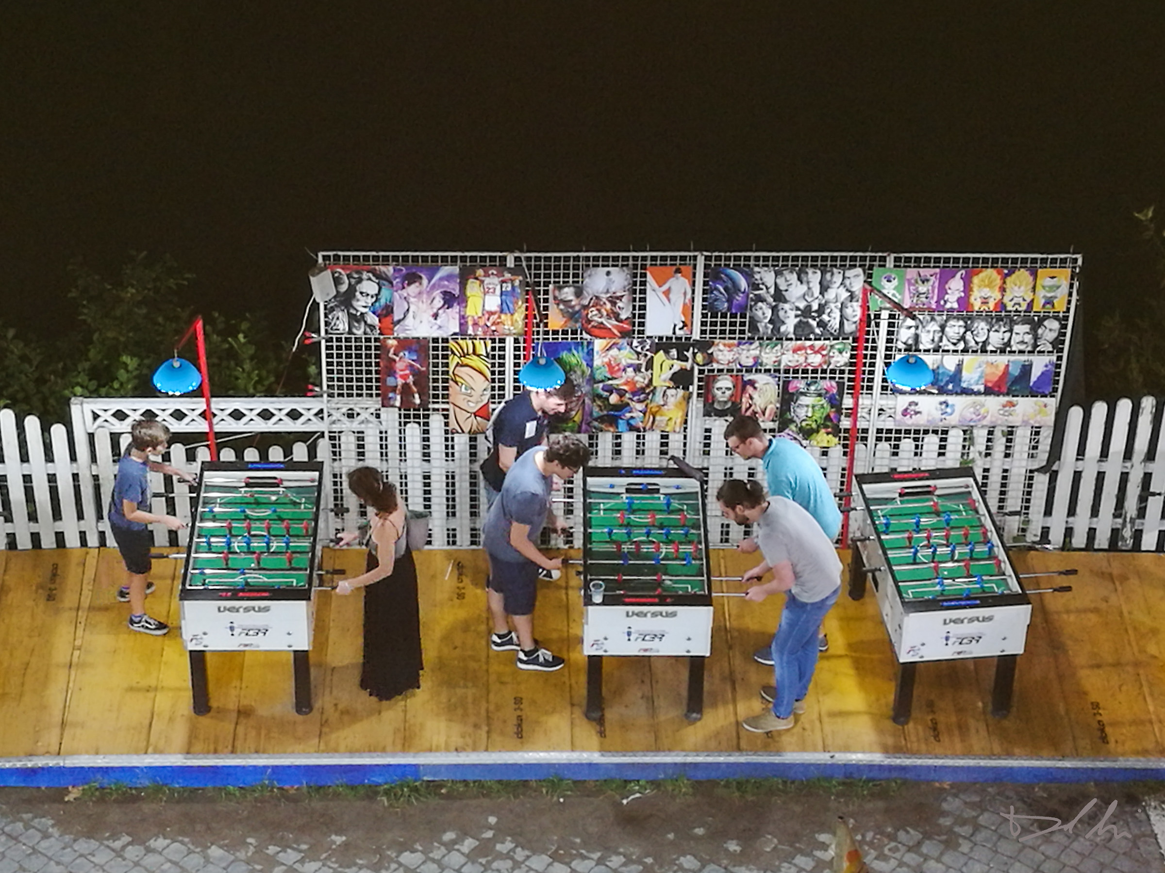 Giocando a biliardino