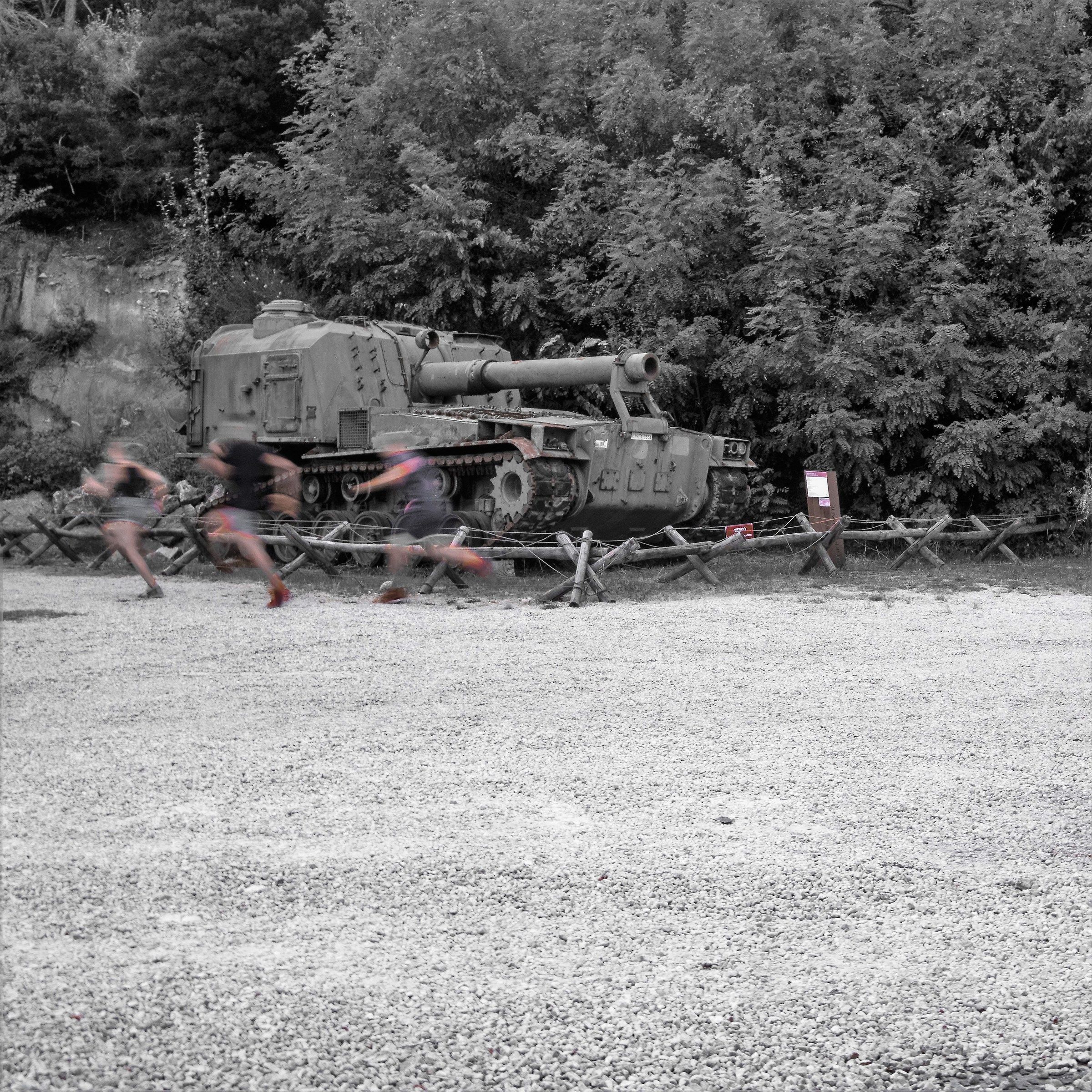 Mezzi di distruzione e distrazione giocosa 2