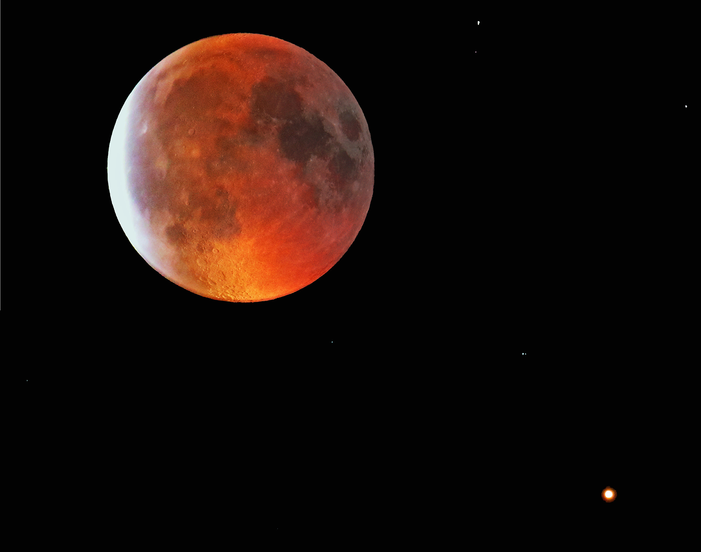 Eclissi di Luna con Marte