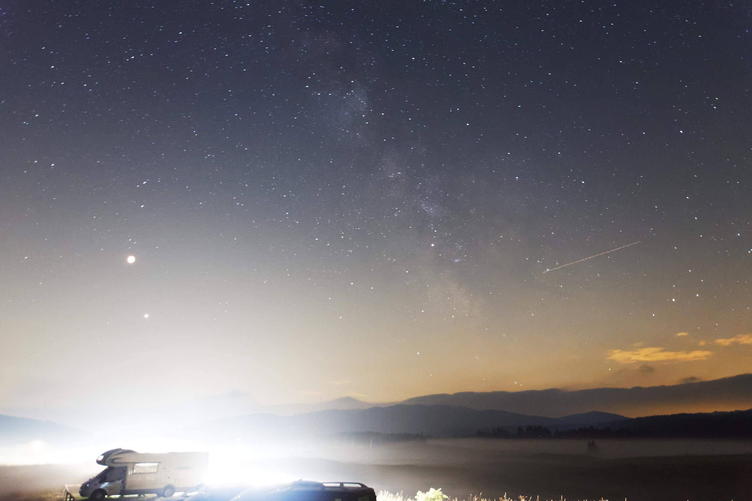 Human passages during star Trail 1