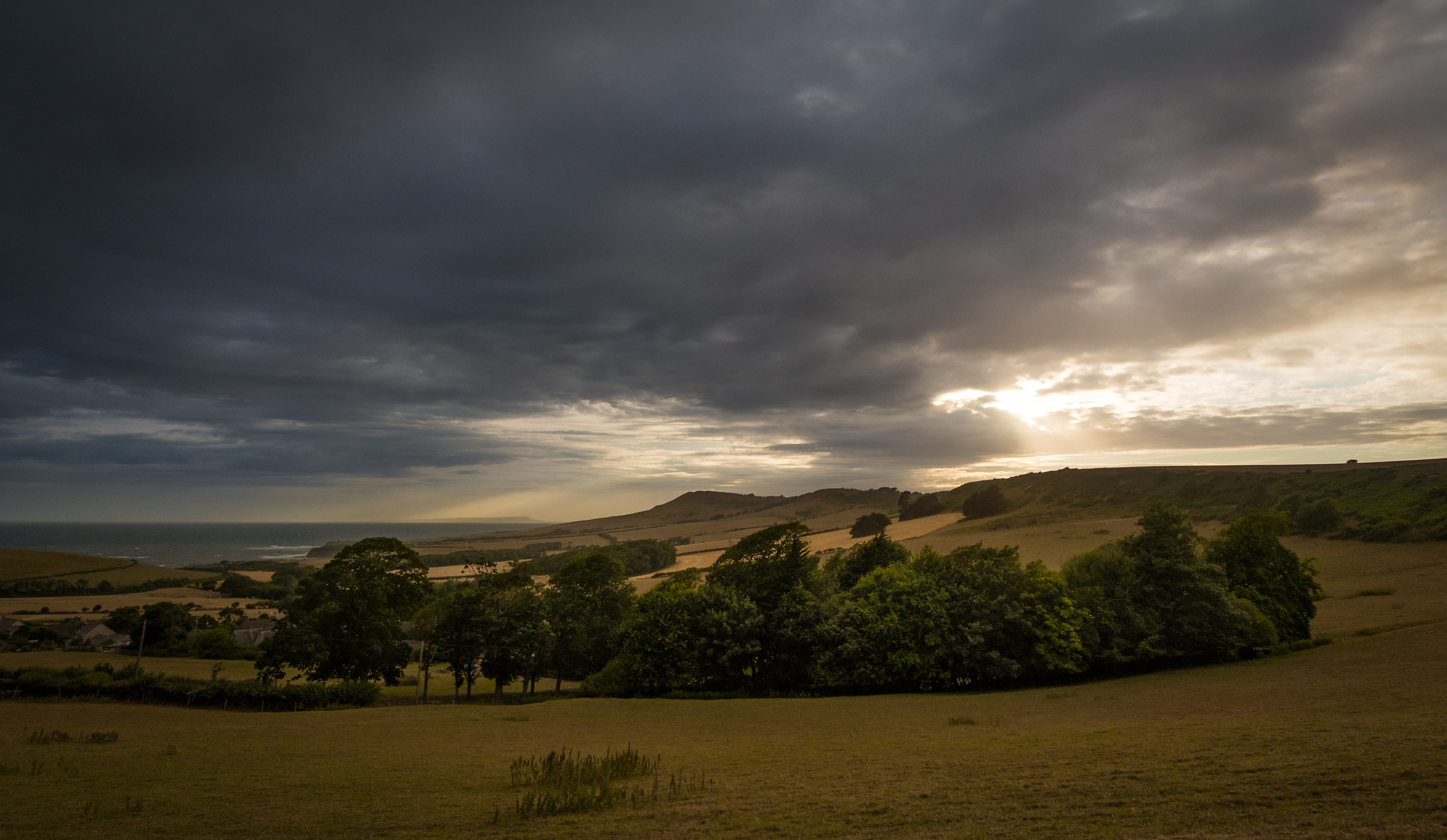 L'oscurità cadde presto