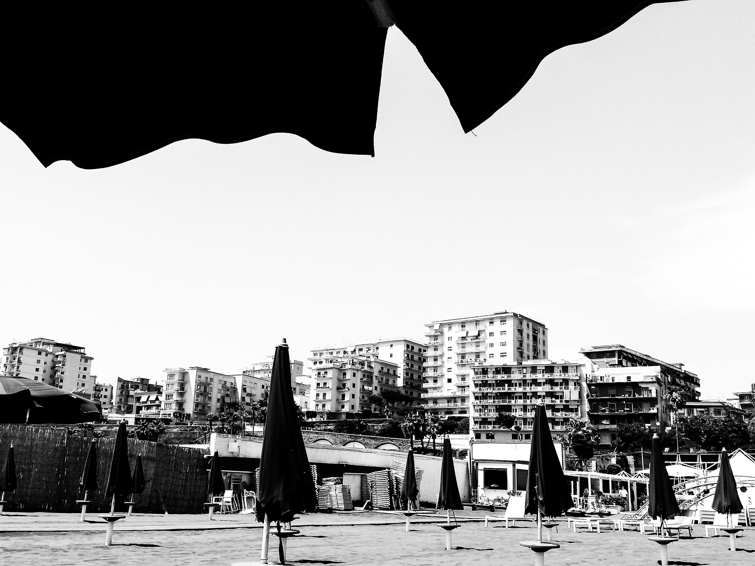 Torre Annunziata vista dai lidi