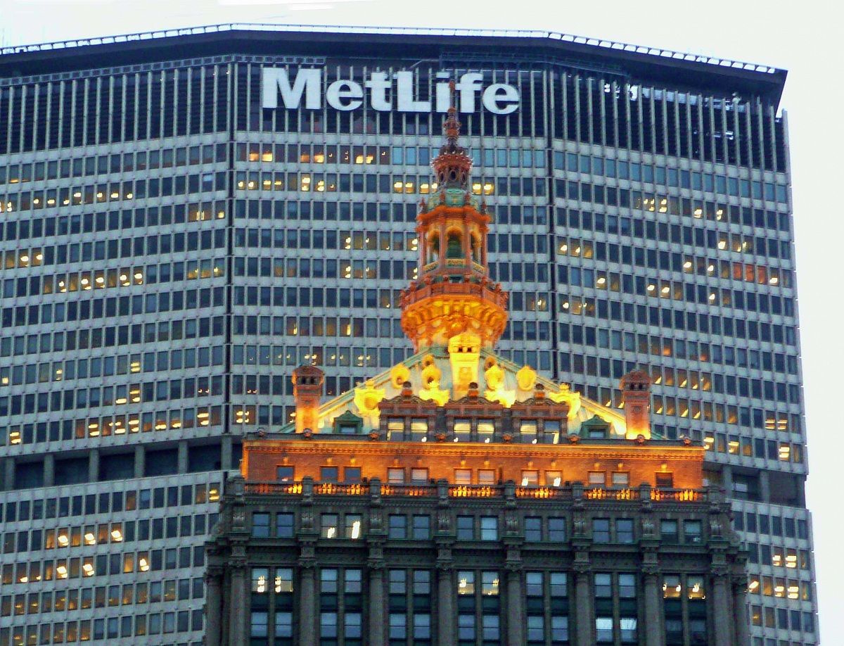 New York Met Life Building