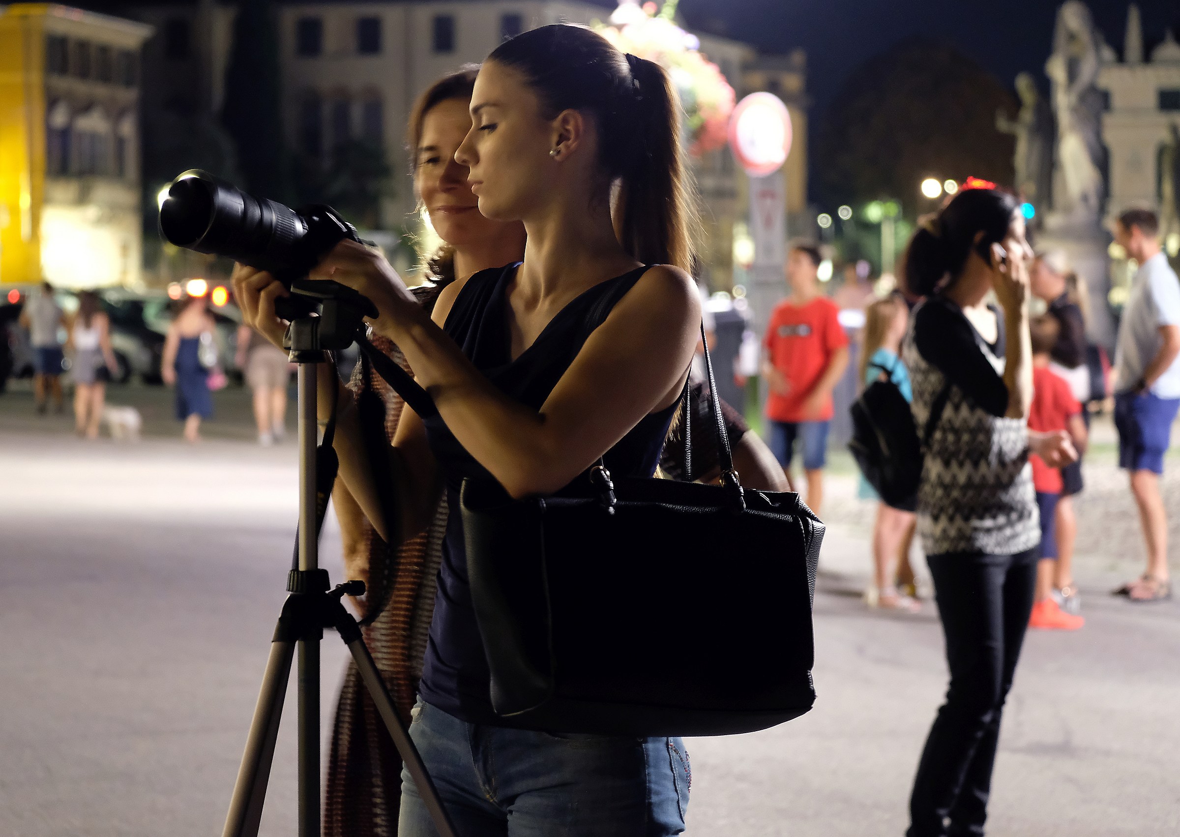 Moon Eclipse: Photographing the Moon