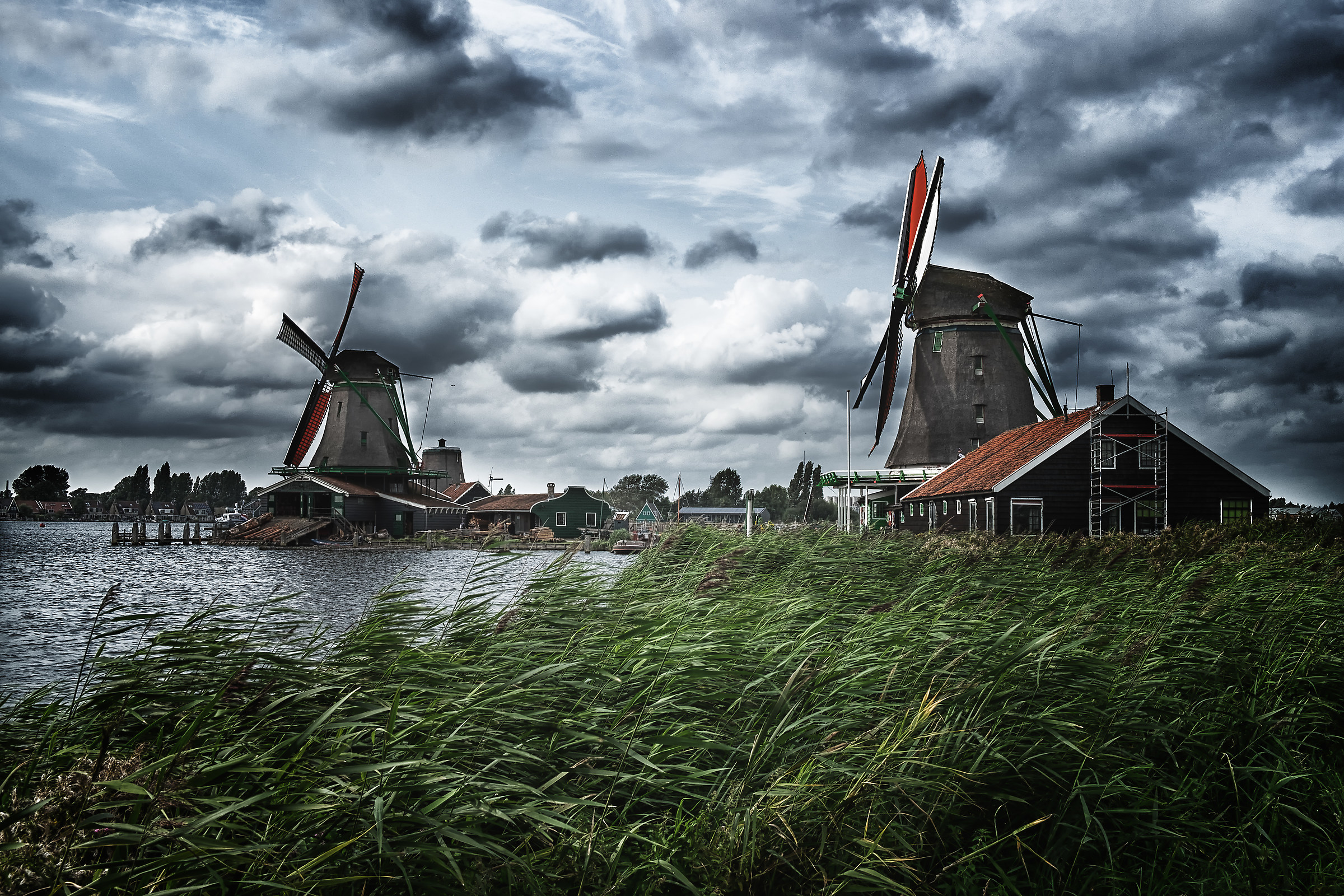 Wind and clouds on Zaanse Schans,