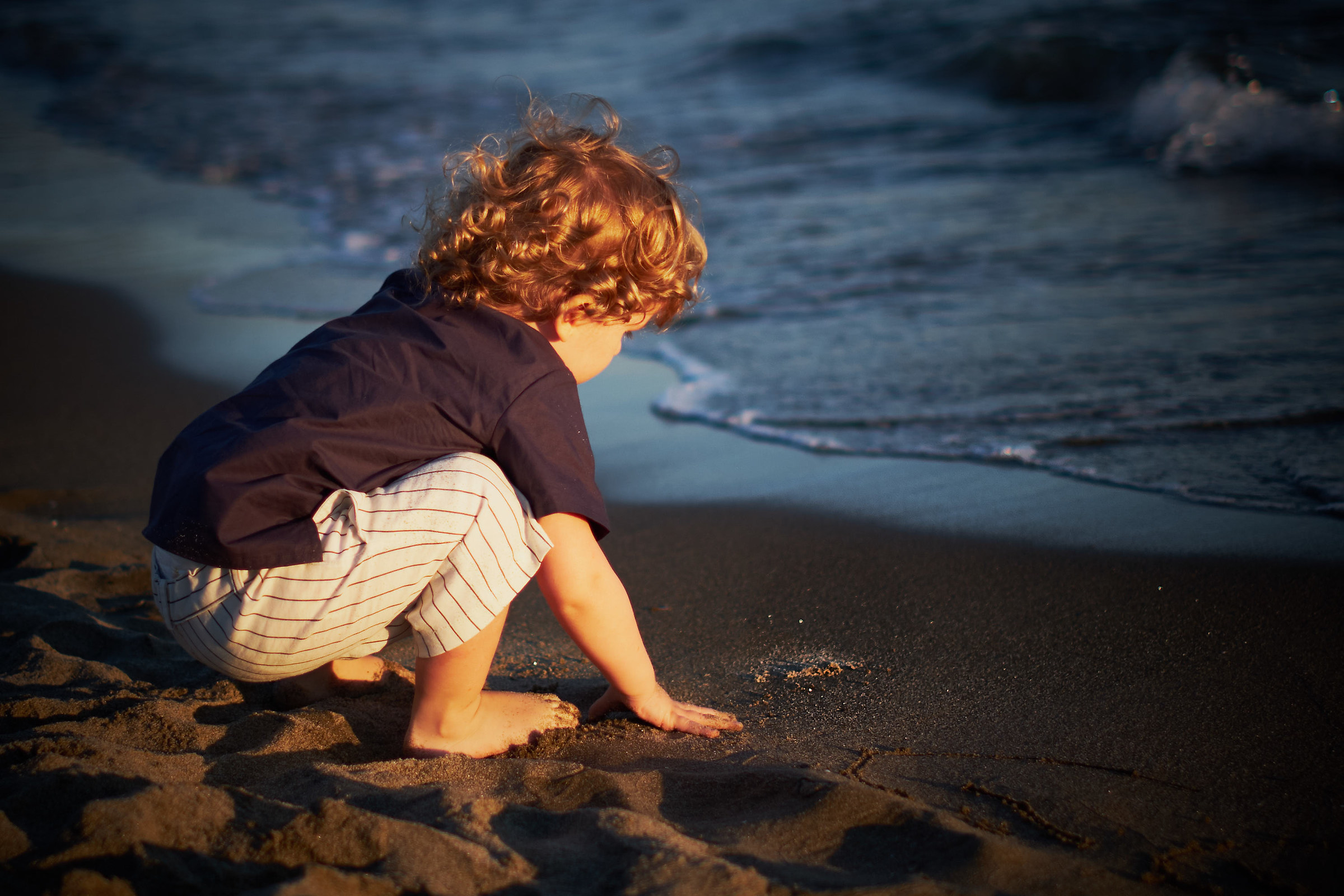 "Voglio travasare il mare in questa mia buca..."