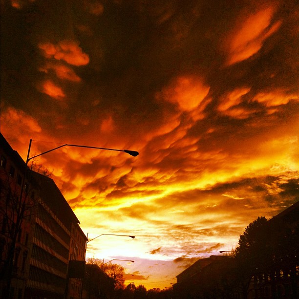 Tramonto fiorentino prima della tempesta