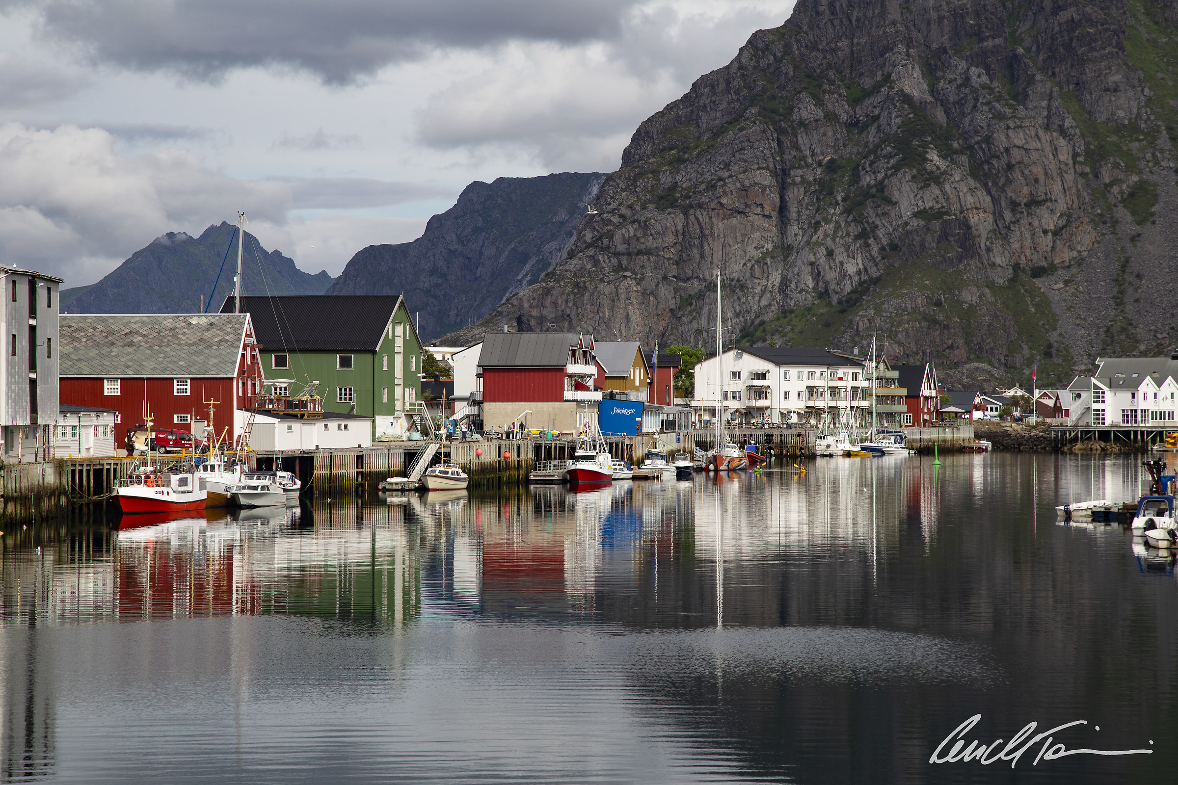 Henningsvaer