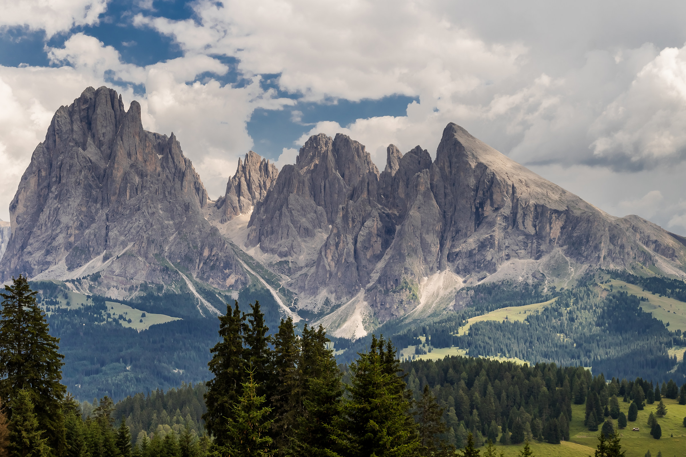 Sasso Lungo and Sasso Piatto