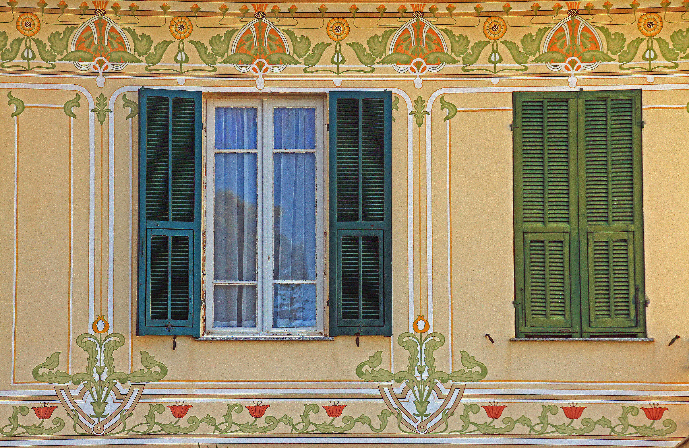 Laigueglia: Windows