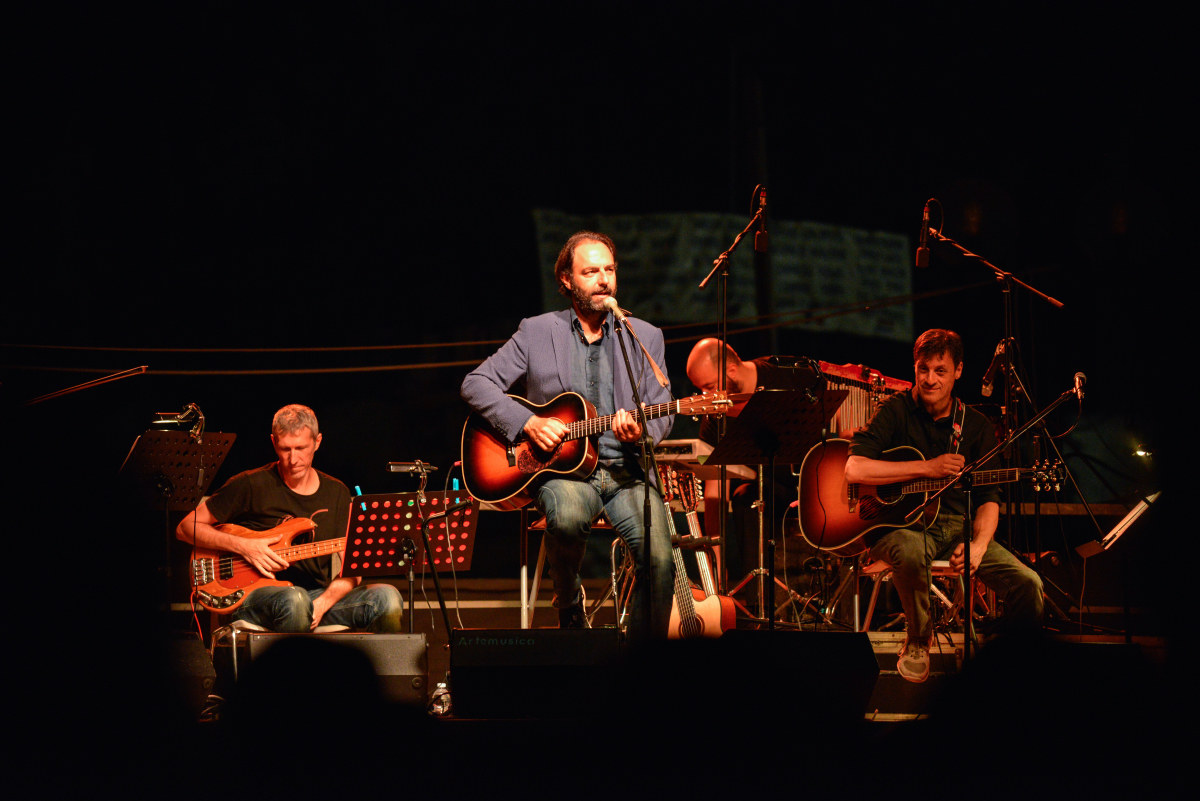 Blacks Marcorè.   fantiscribed Carrara Quarries