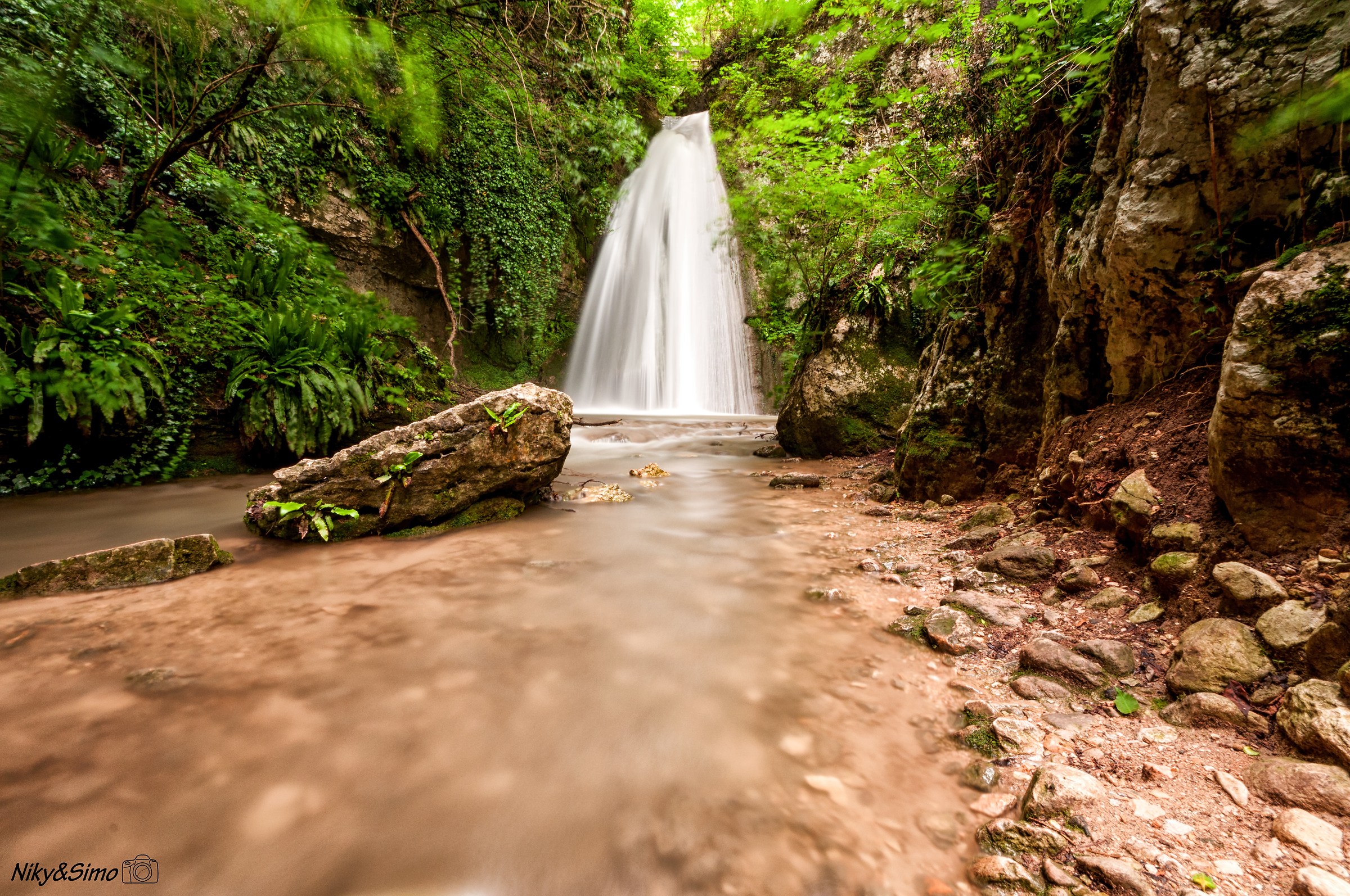 Contatto tra elementi