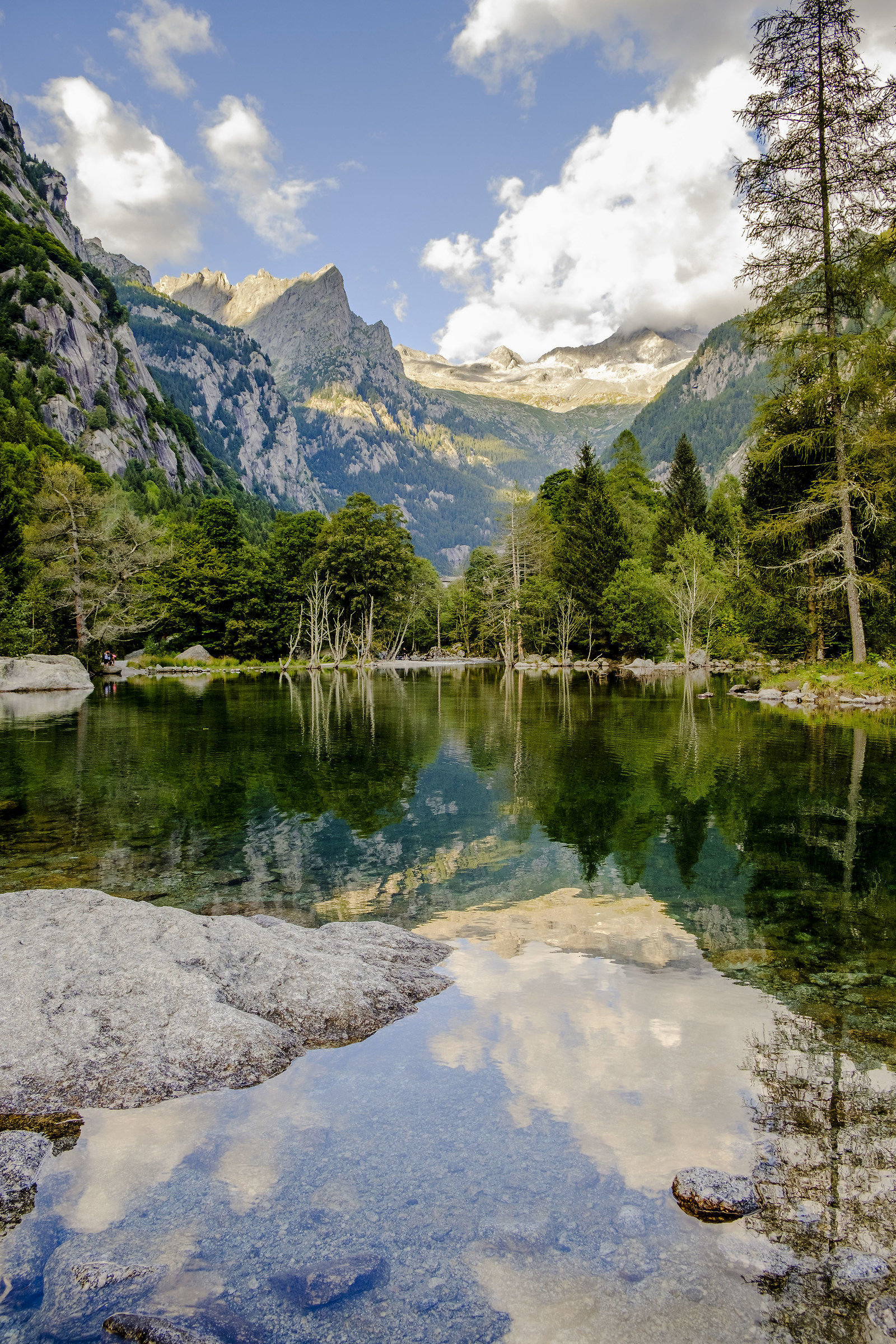 Riflessi in Val di Mello