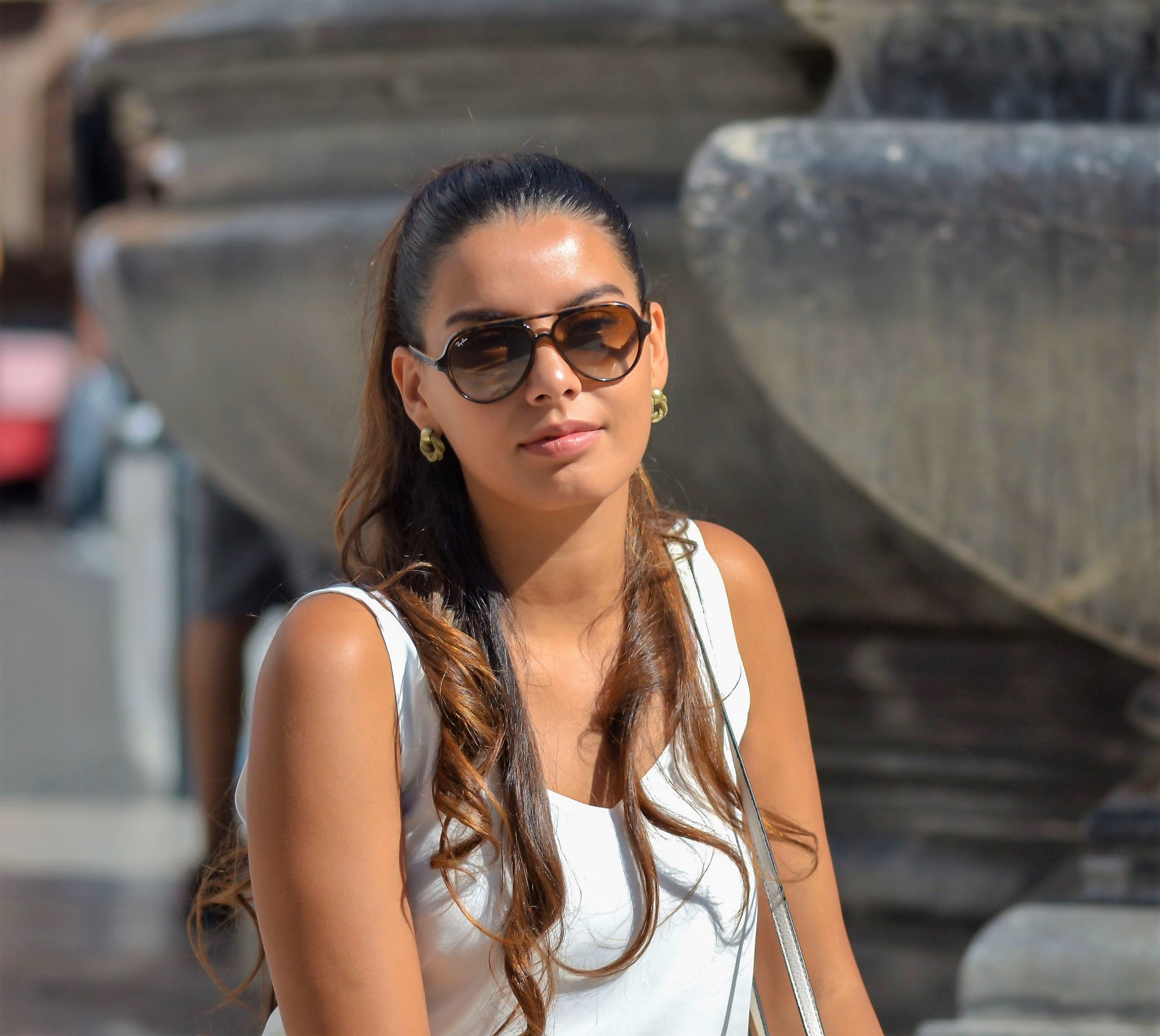 Beautiful girl at the Pantheon