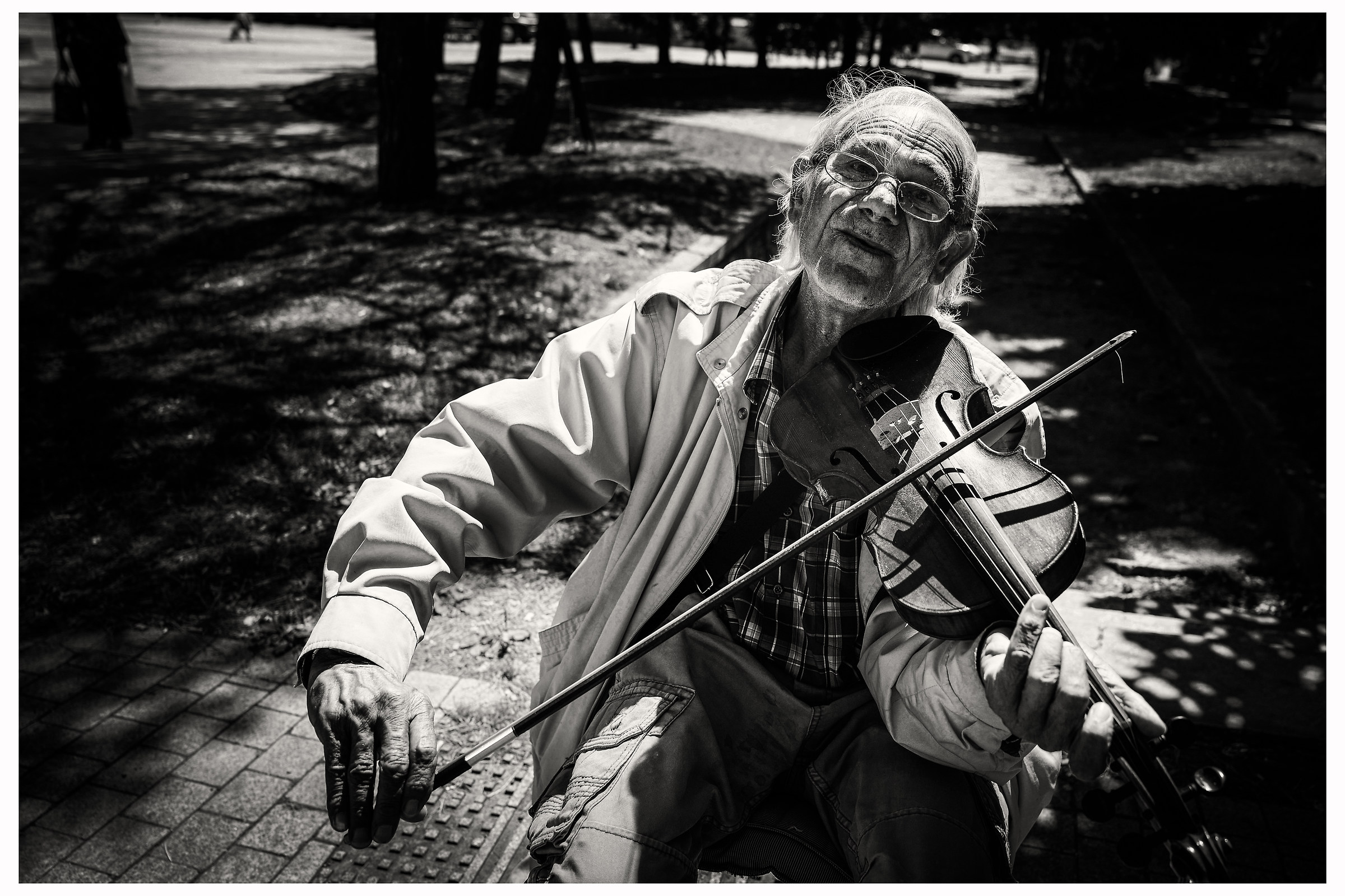 Street violinist