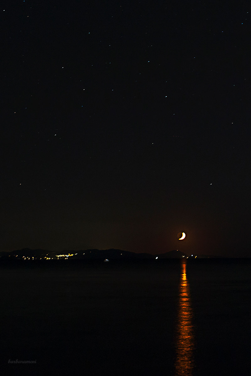 And the moon knocked at the Gates of Darkness:::::::