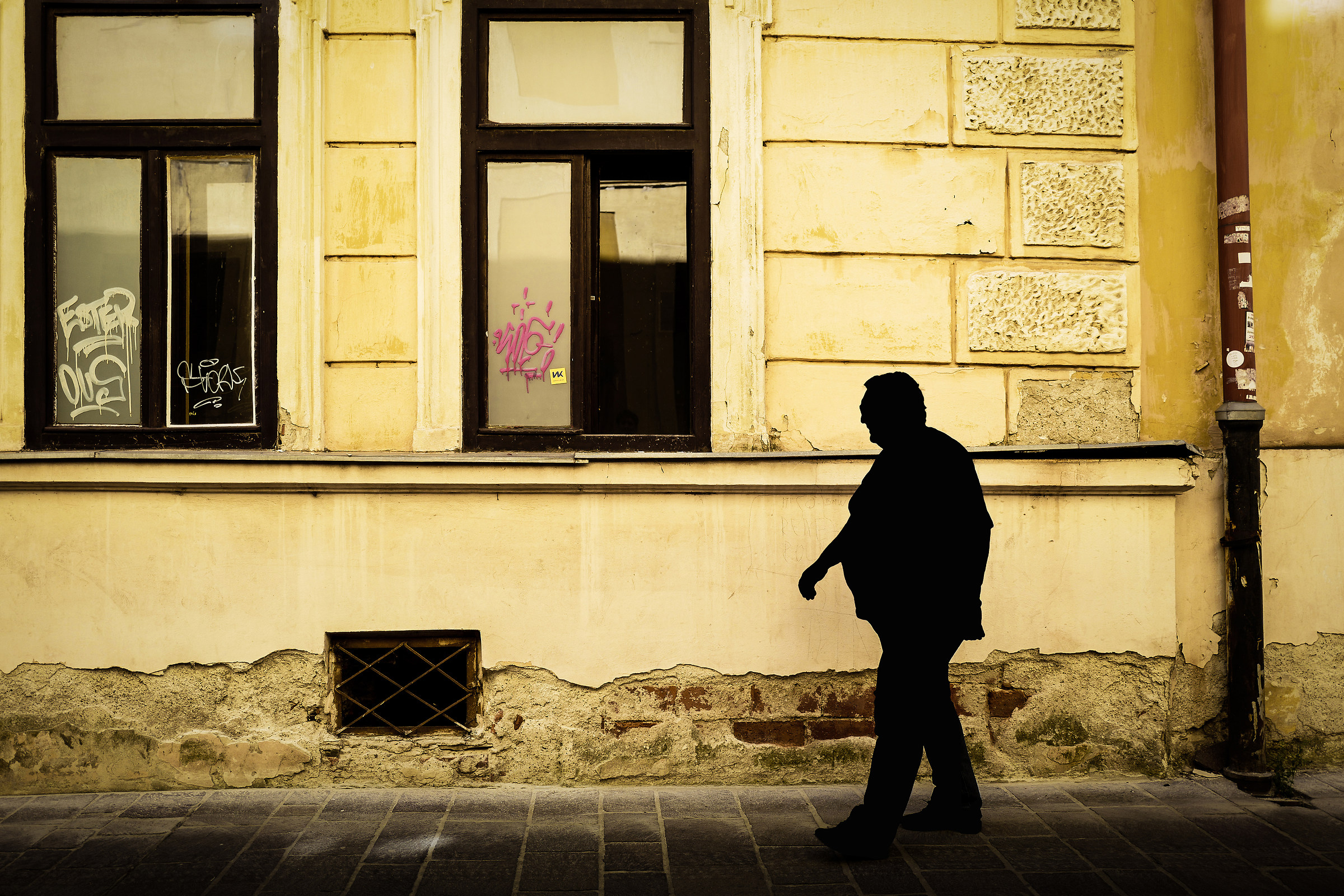 Anonymous presence 6