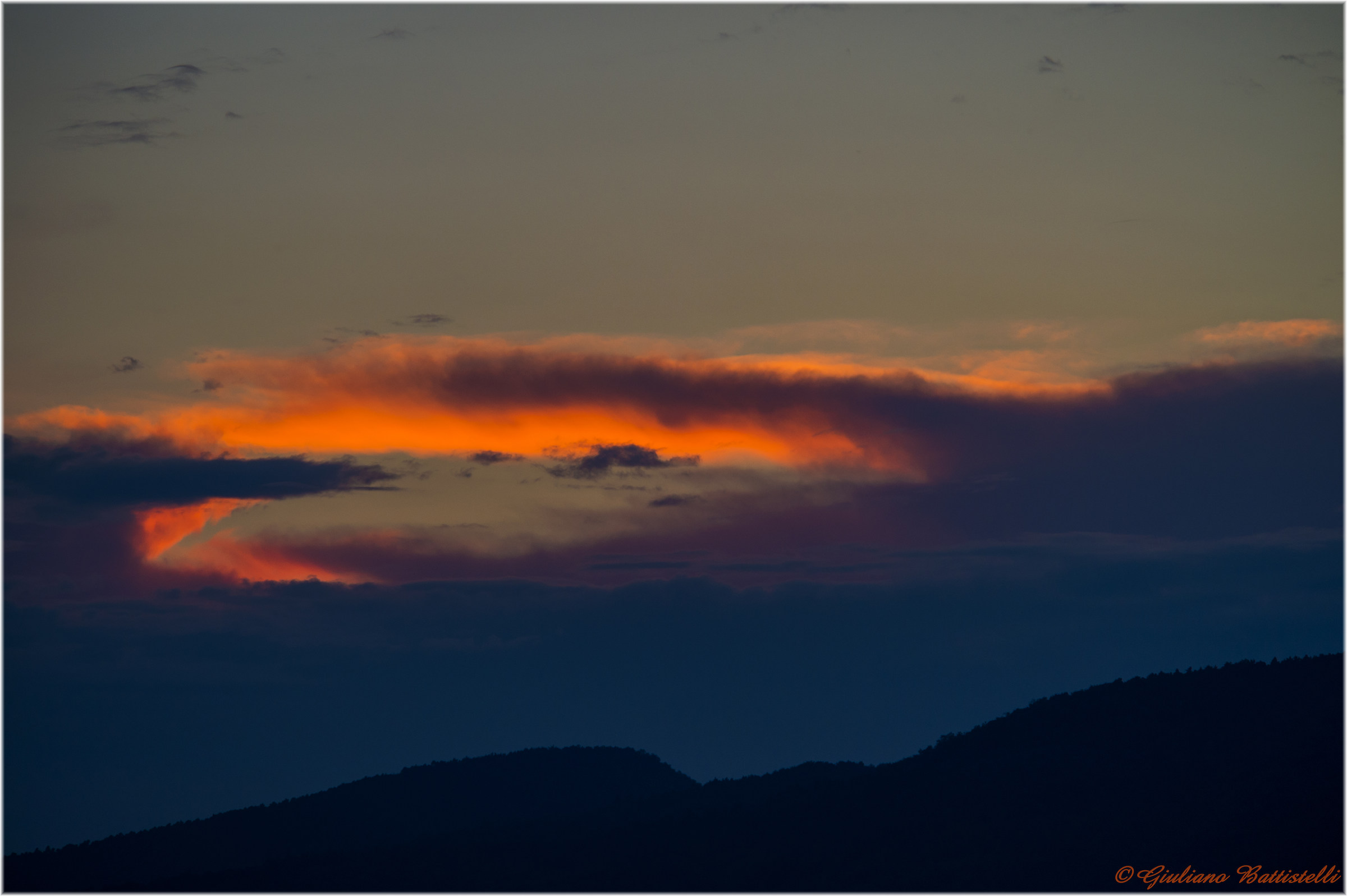 Red Cloud over the hills...