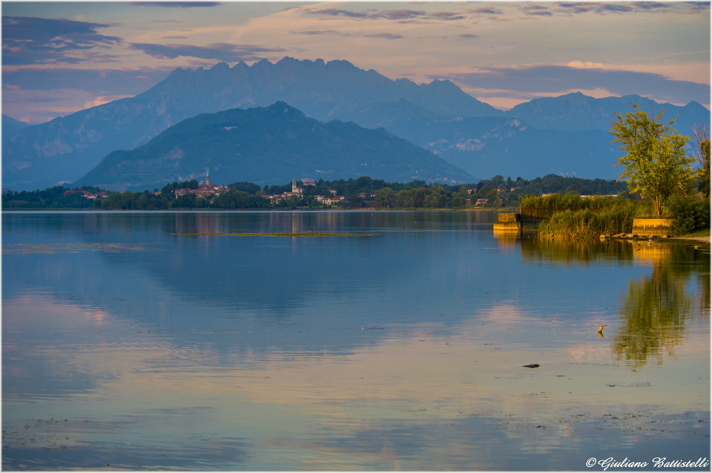 Evening light on the lake...