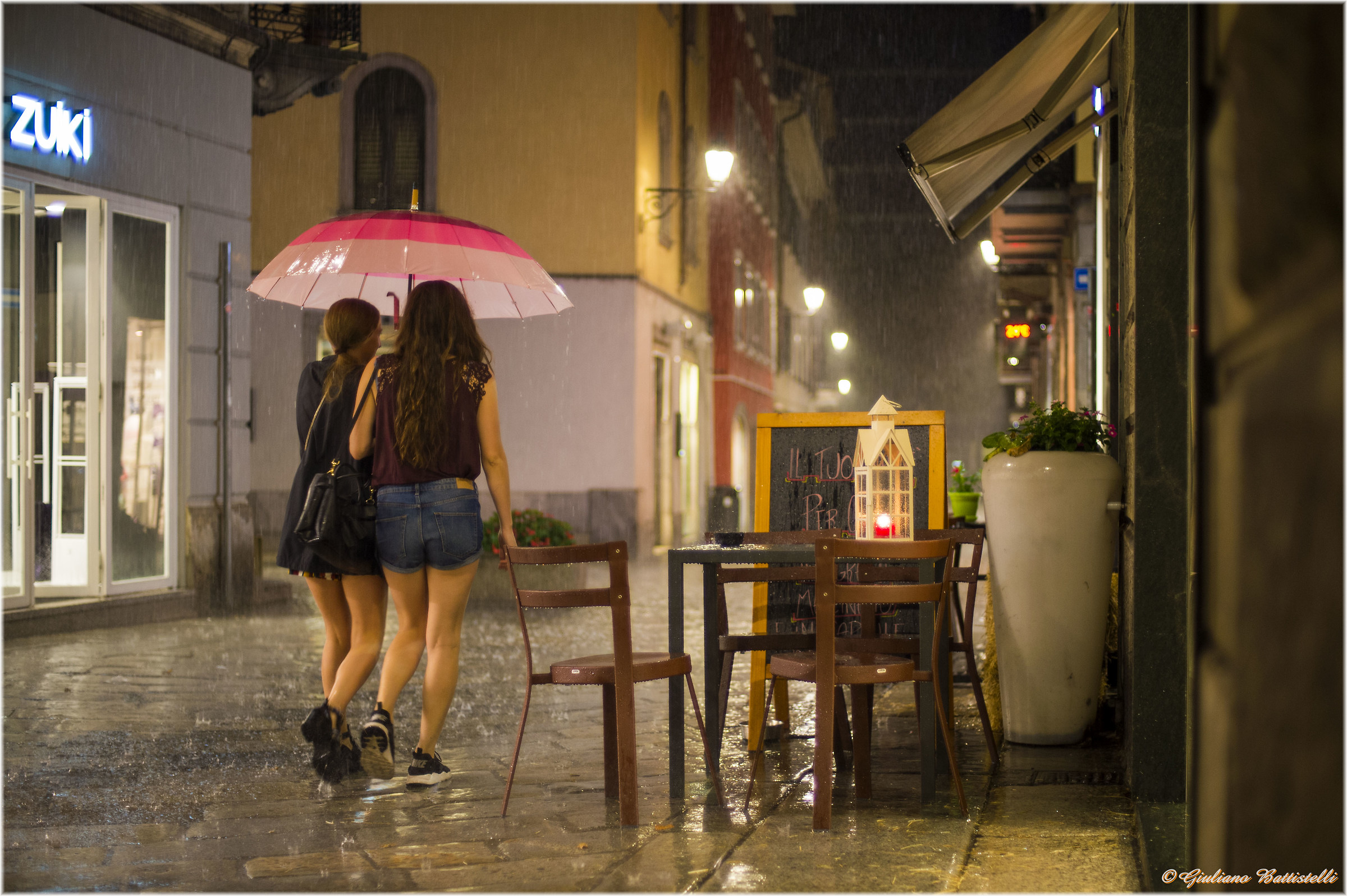 The pleasure of walking in the rain...