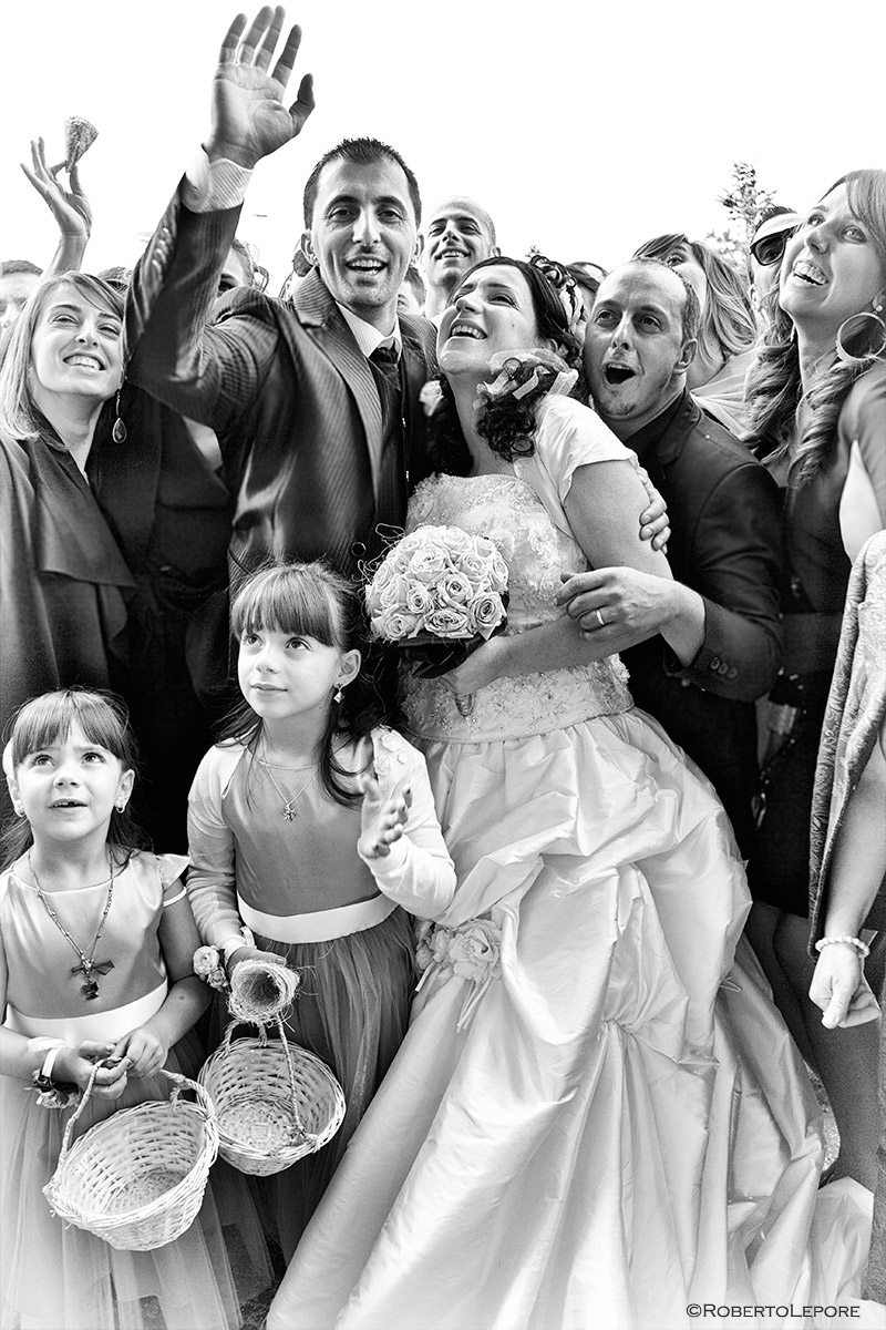 Look at all here ... cisssss