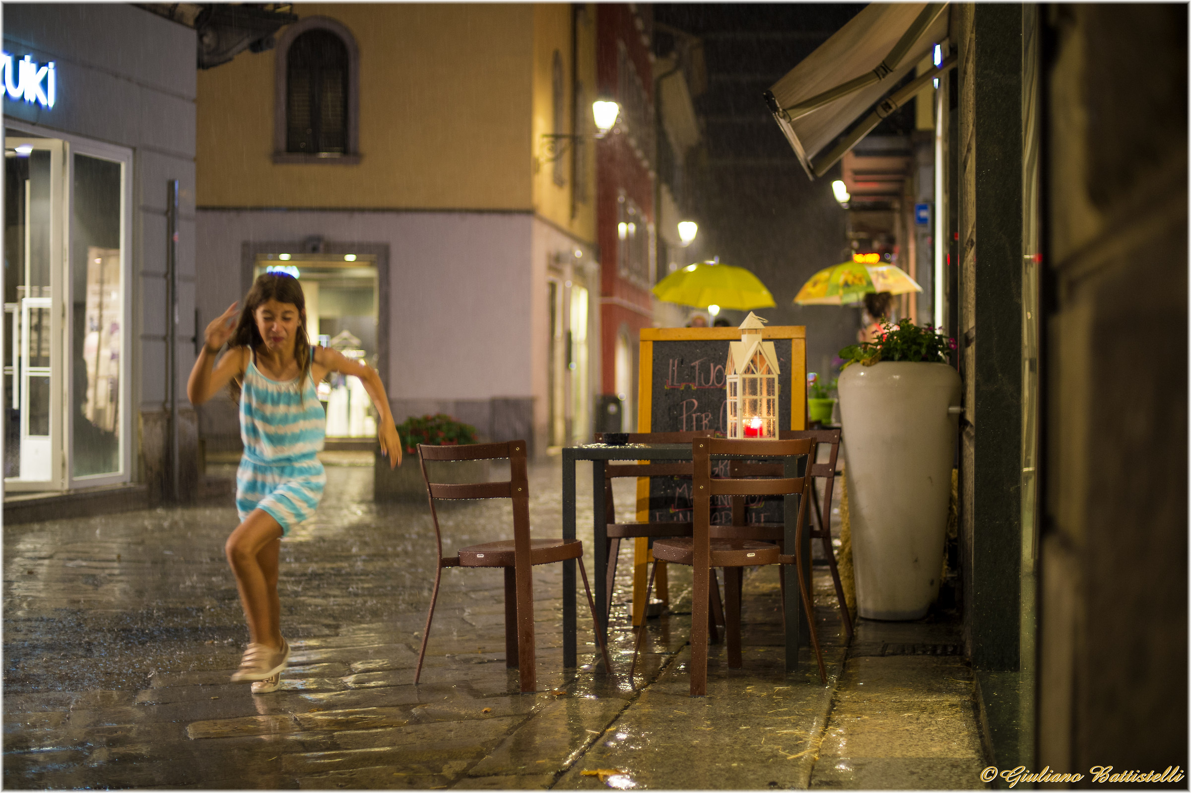 Sprint in the rain...