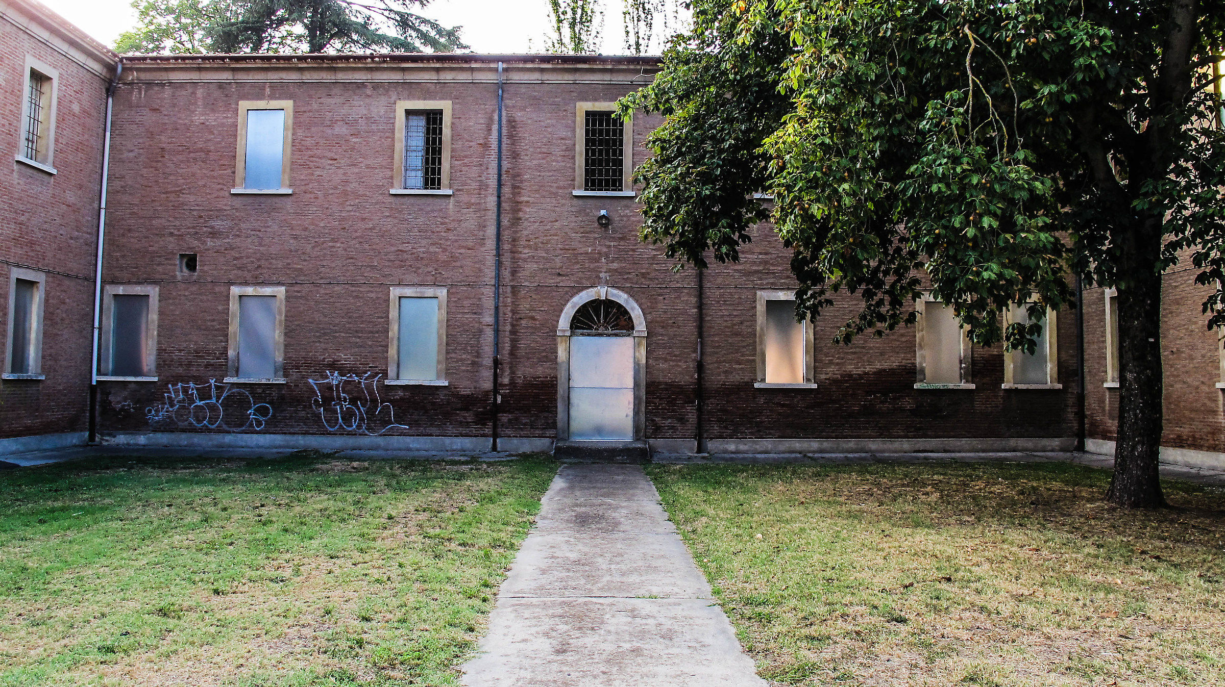 Steel doors (Observance-Imola)