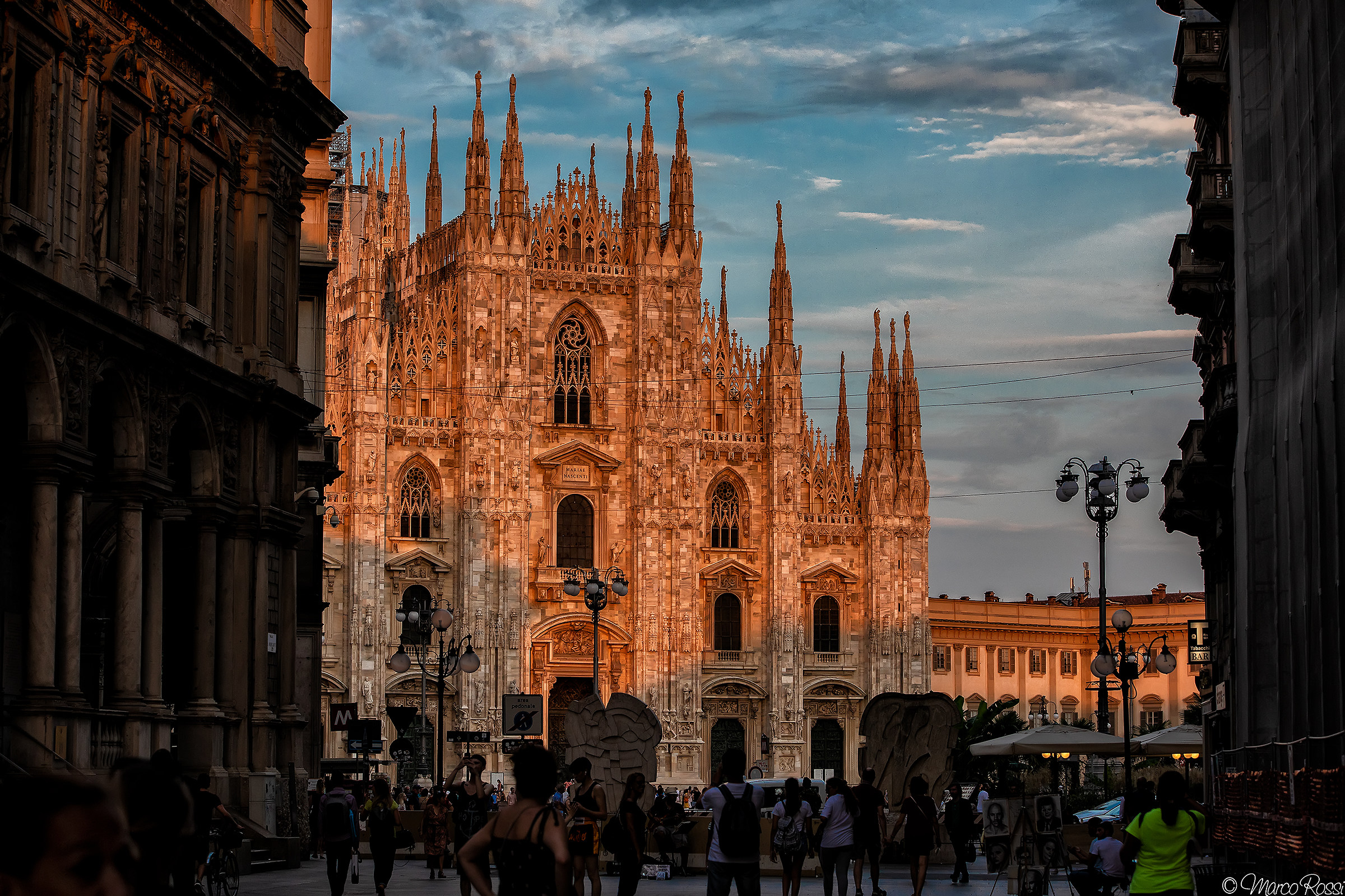 Sunset in Piazza Duomo