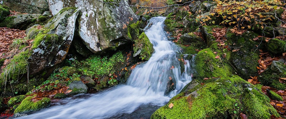 cascata in autunno