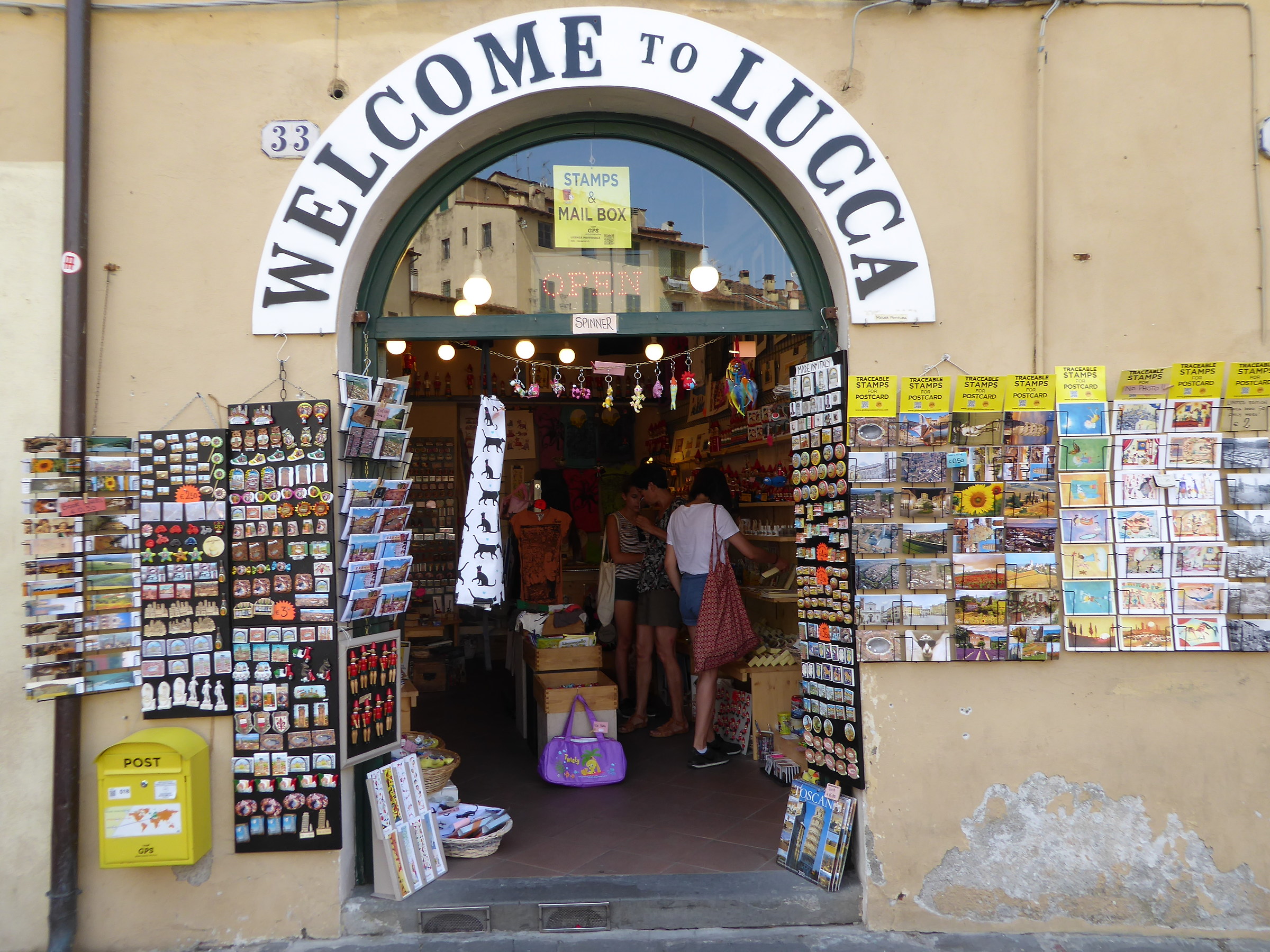 A postcard from Lucca