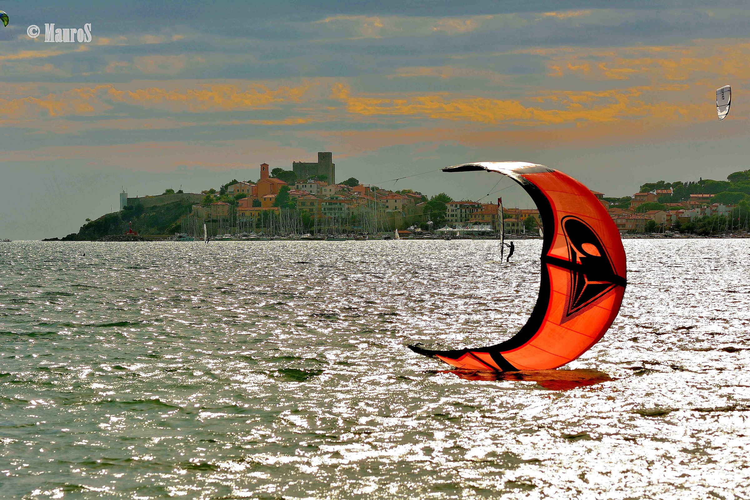 Talamone al tramonto