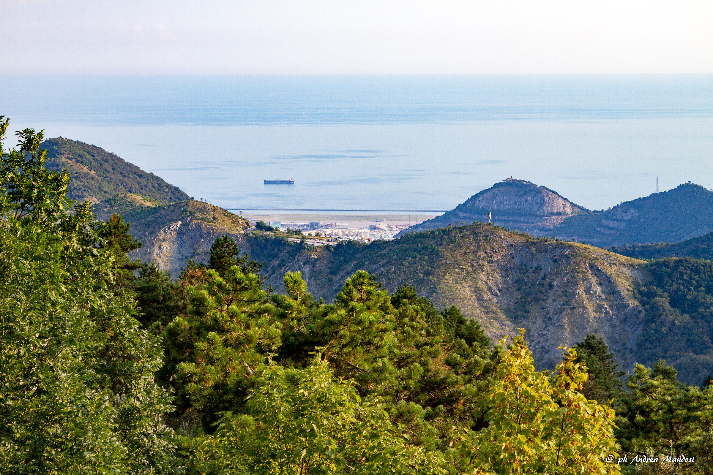 Panorama: l'aeroporto di Genova