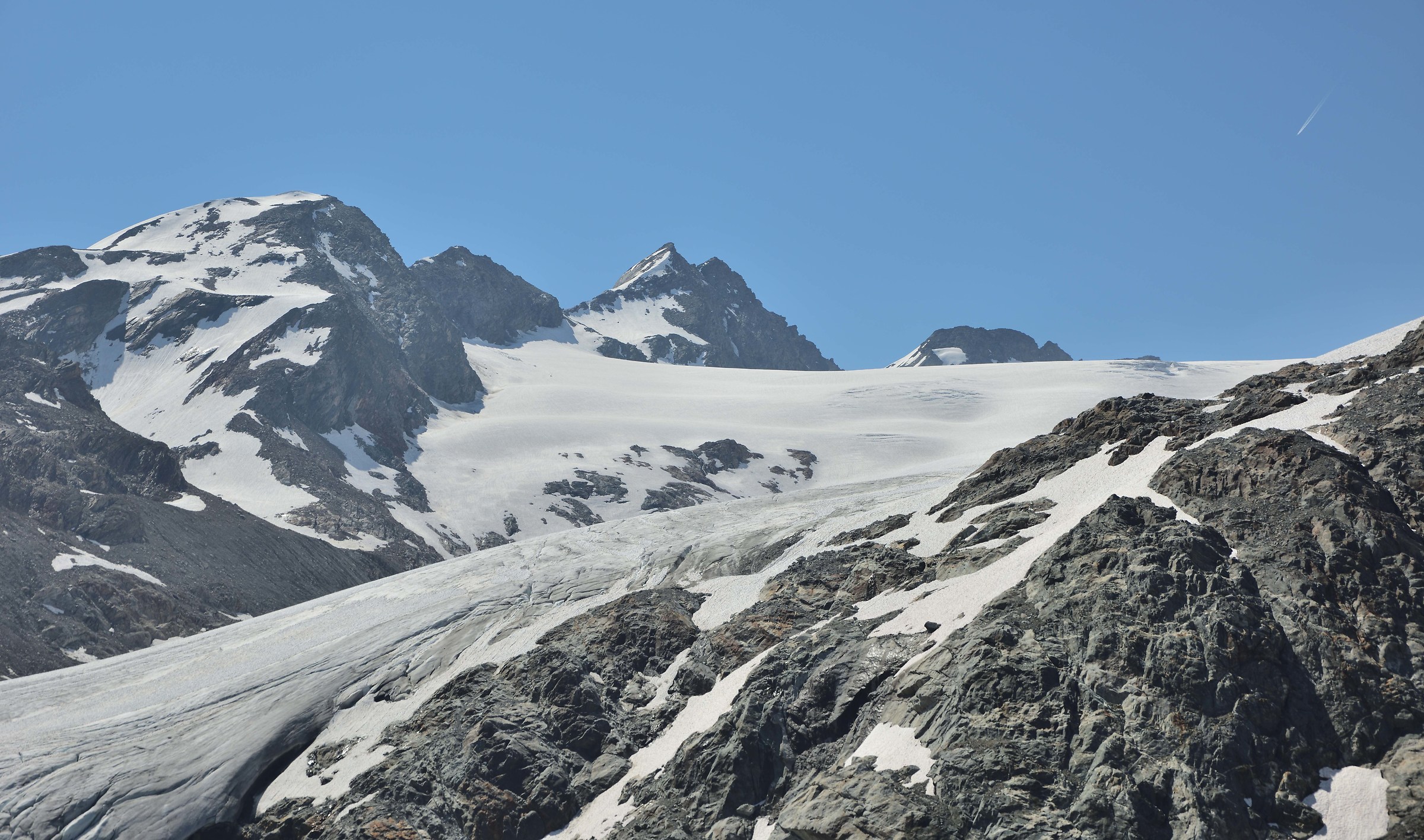 From Lac superieur the Rutor Glacier