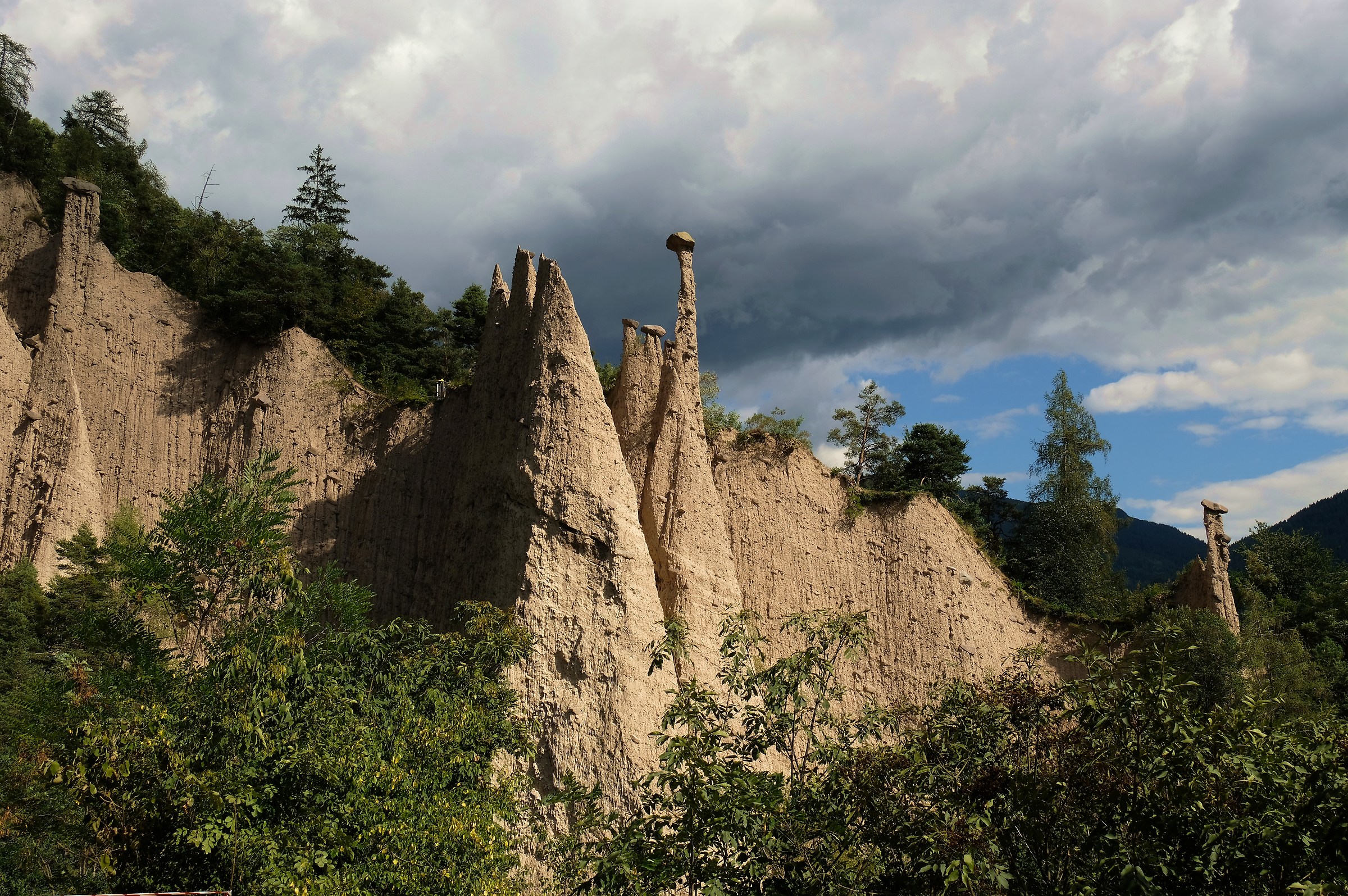 Pyramids of Segonzano, Group 2
