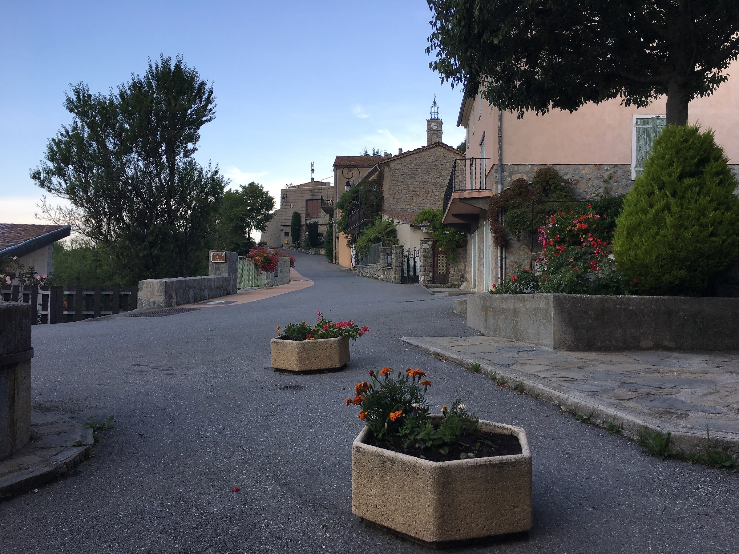 ? St. Julien du Verdon ? in the morning