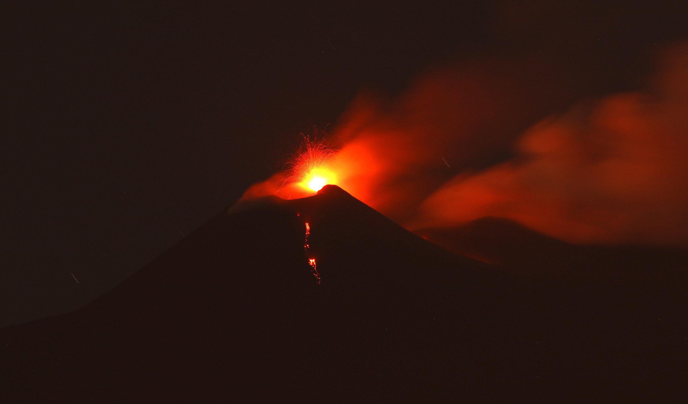Etna-lava explosions from the south-east crater.