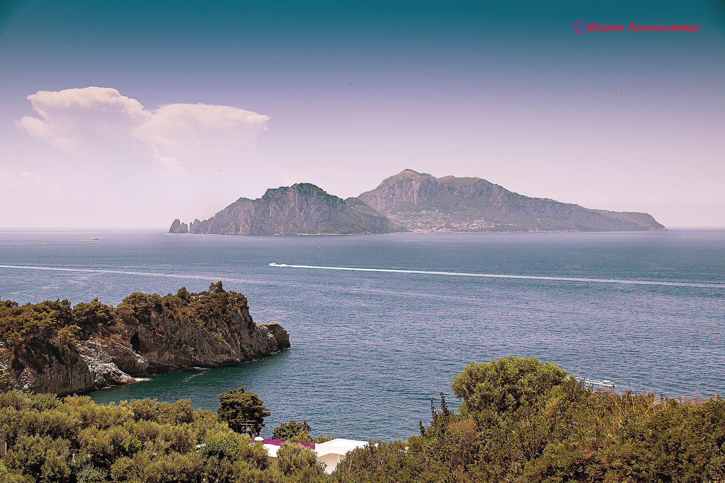 Capri vista da punta campanella