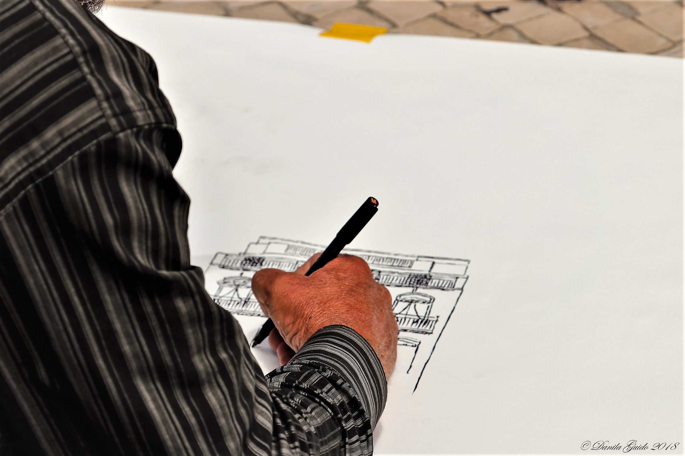 dammi una matita....