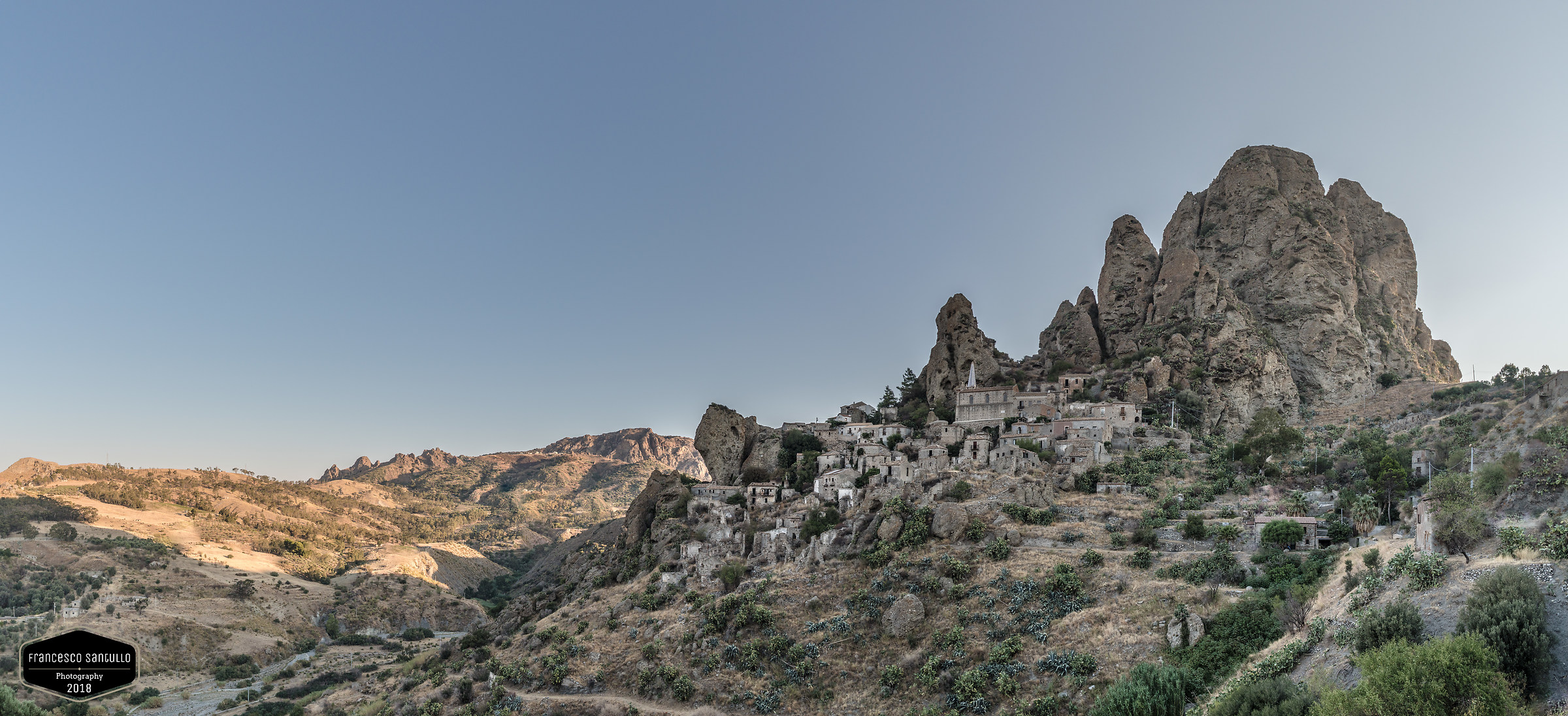 The ghost town (Pentedattilo RC)