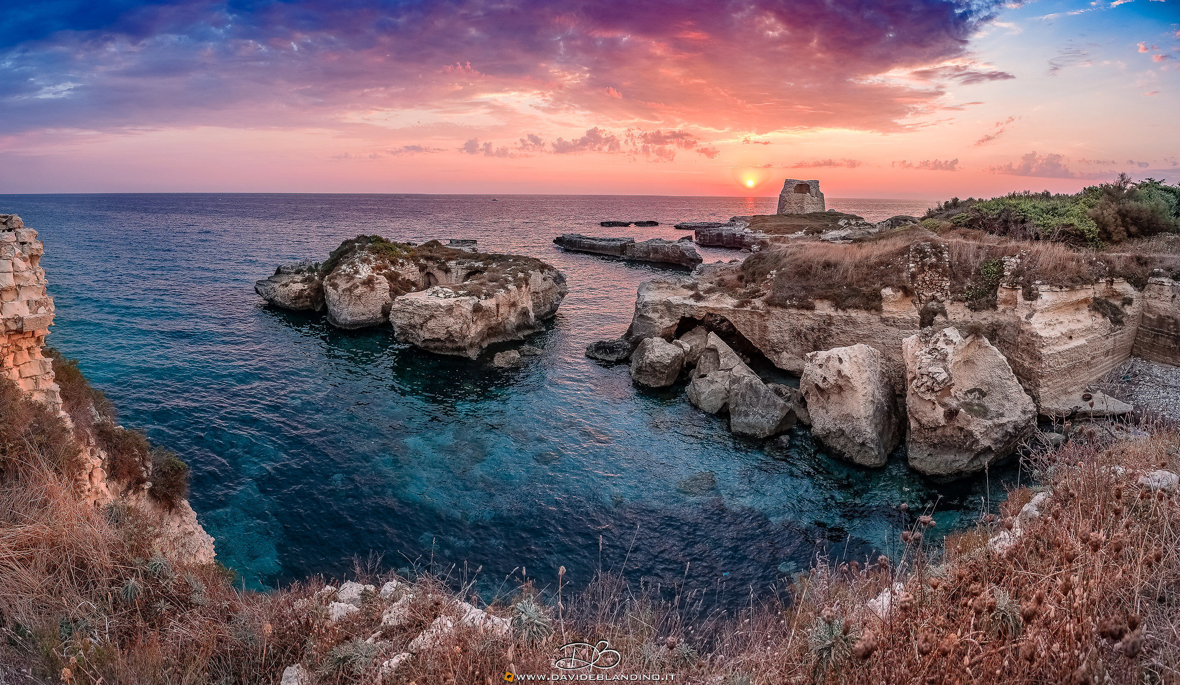 A serene sunrise at Torre Roca