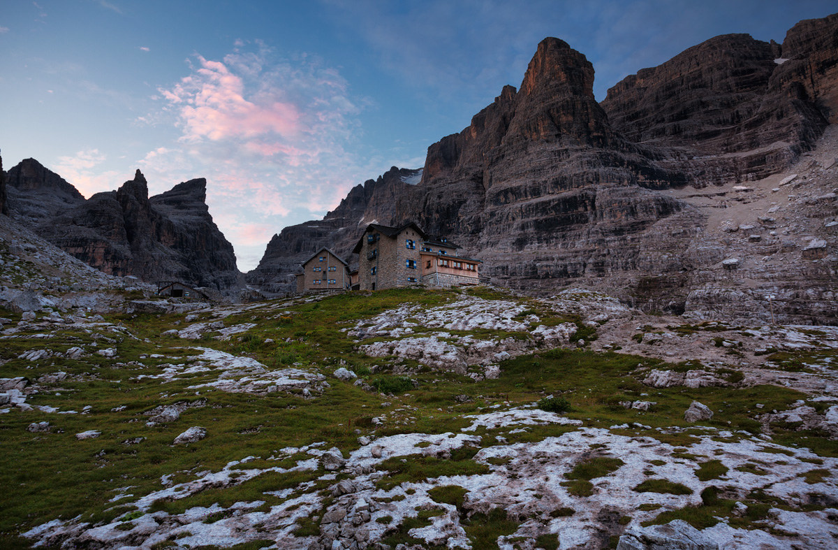 Sunrise to the Rif. Tuckett