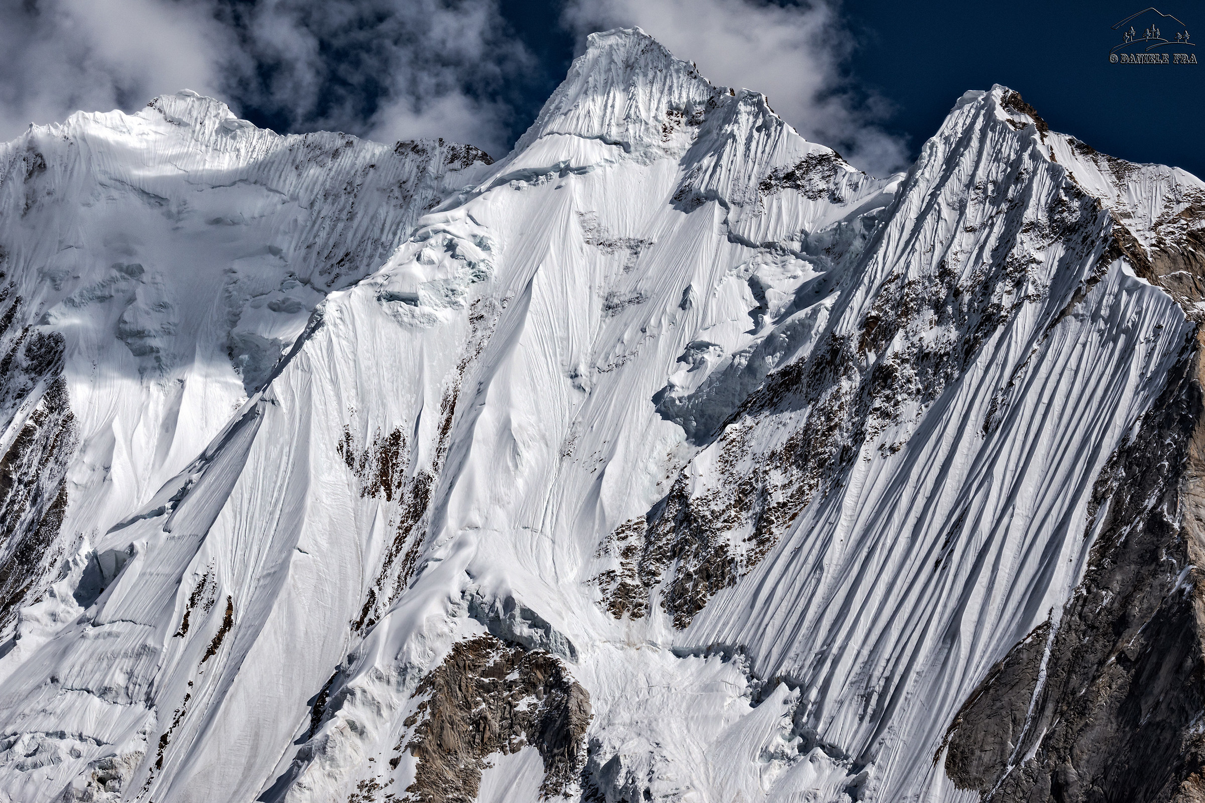 Vigne Peaks 6700-6800m