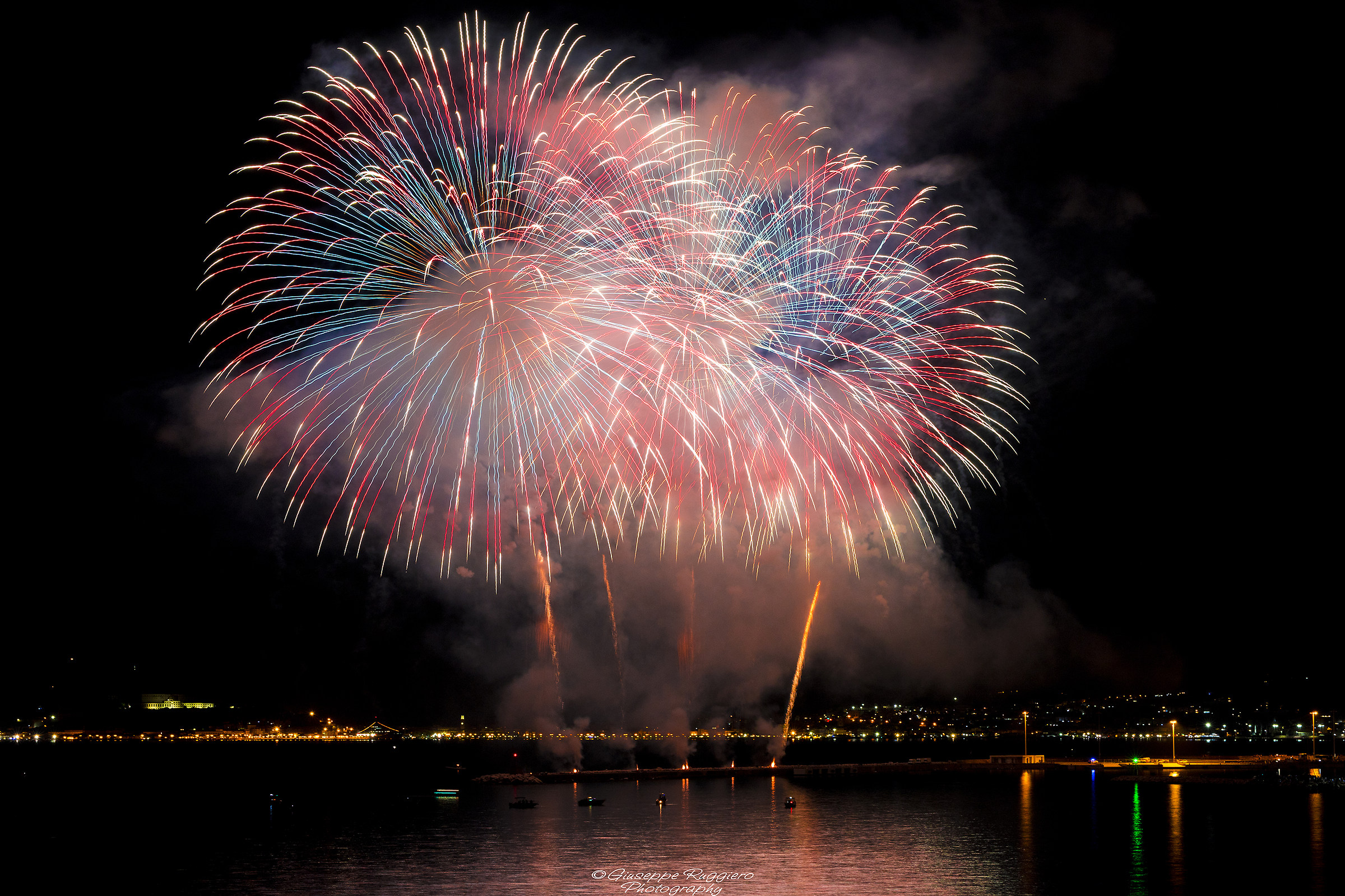 Formia, fuochi di San Giovanni Battista