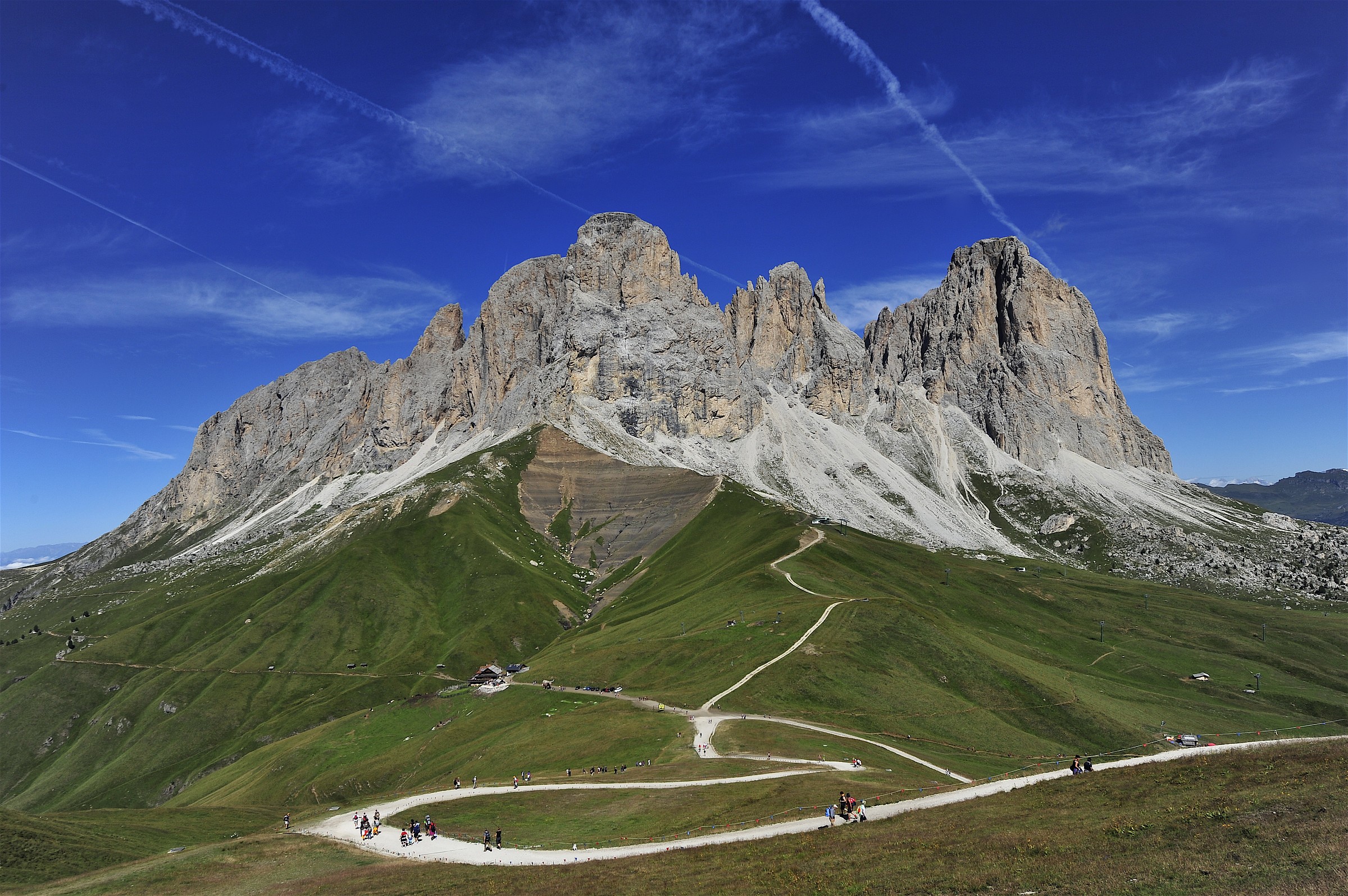 Sasso Lungo and Sasso Piatto seen from Col Rodella