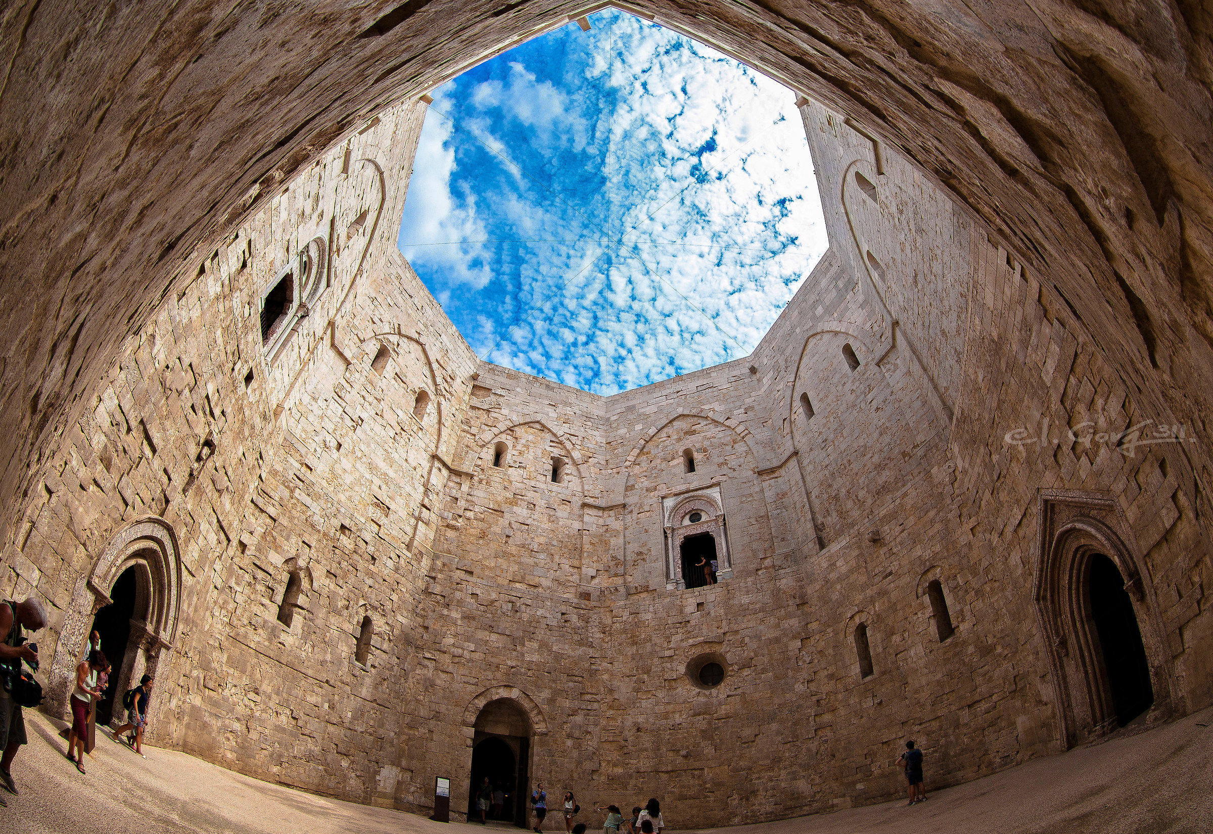 Symmetry-Castel Del Monte-Andria-Puglia