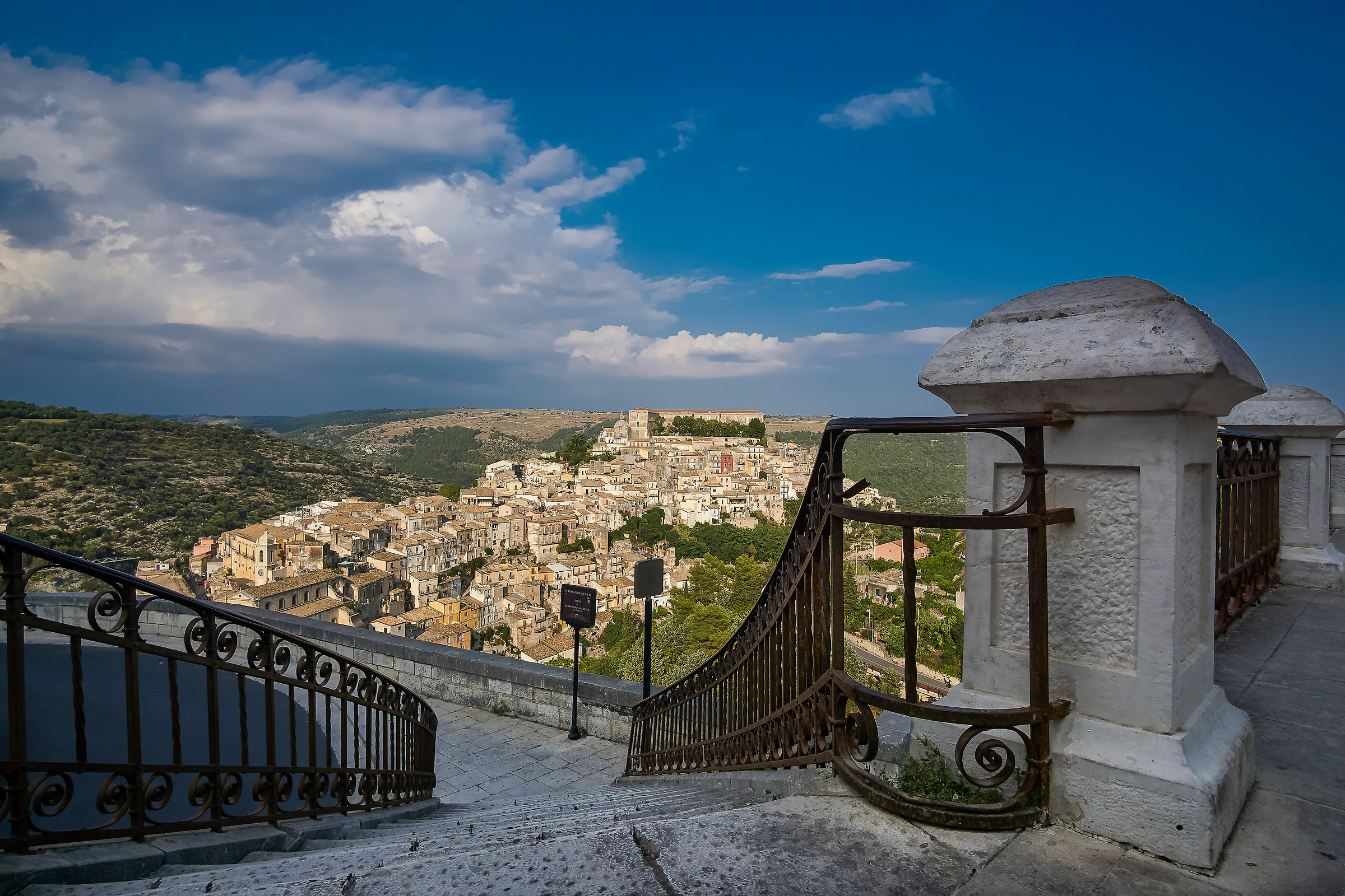 Down the stairs.... a great Show