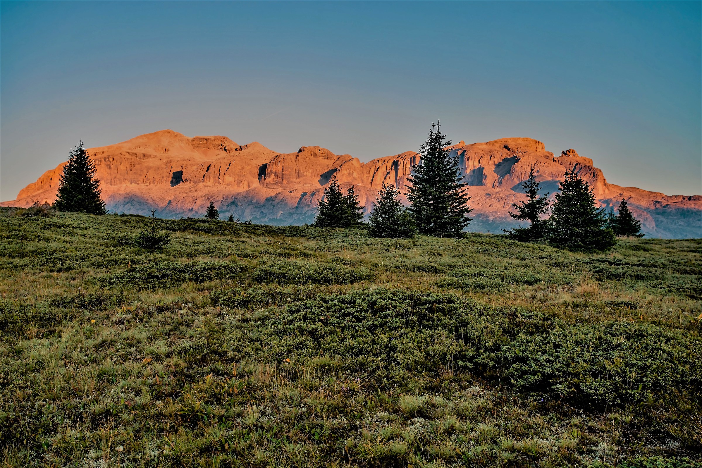 Sunrise on the Saddle