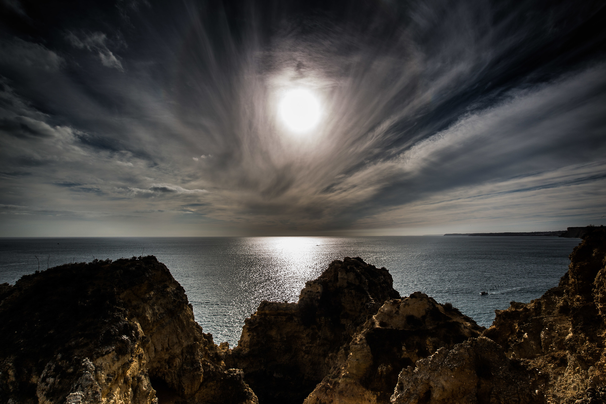 Laggiù dove nascono gli uragani.