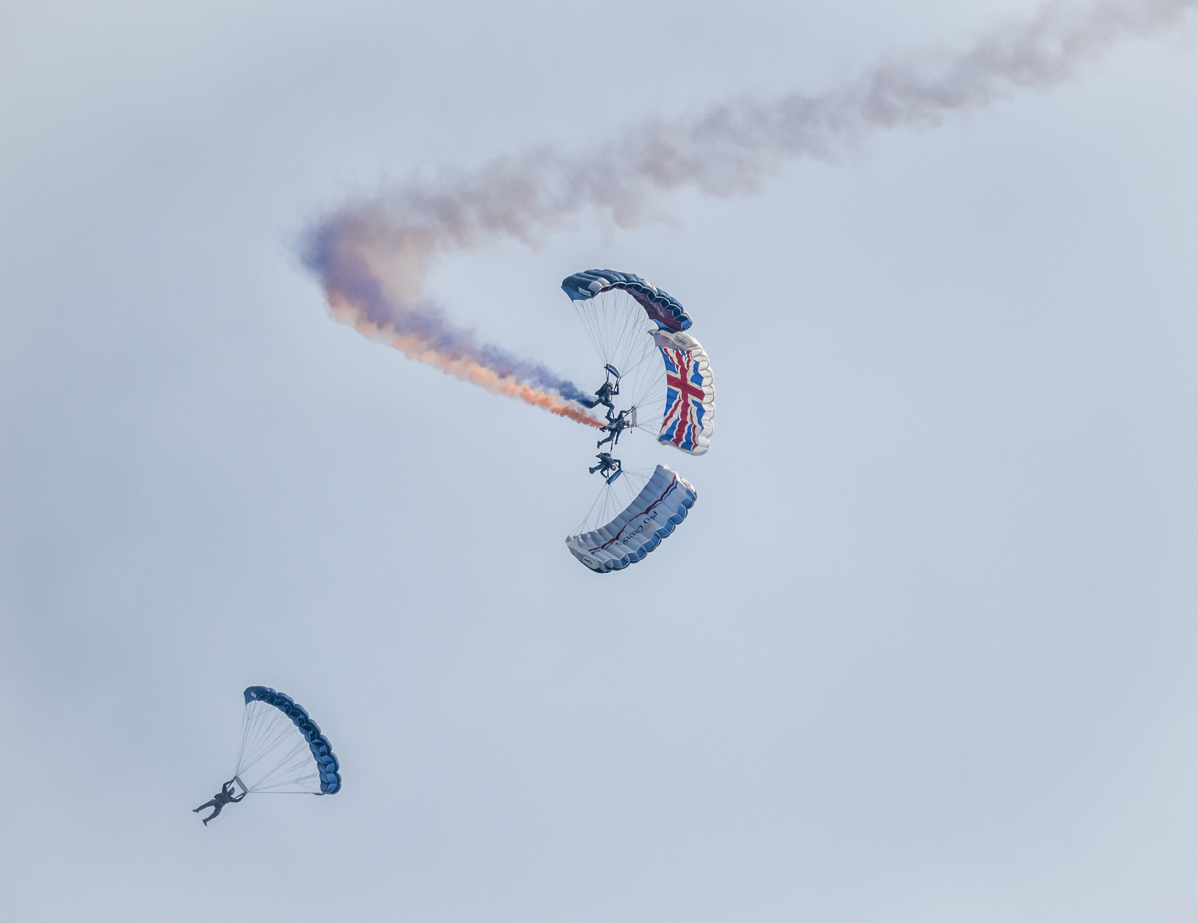Squadra di visualizzazione delle tigri paracadute